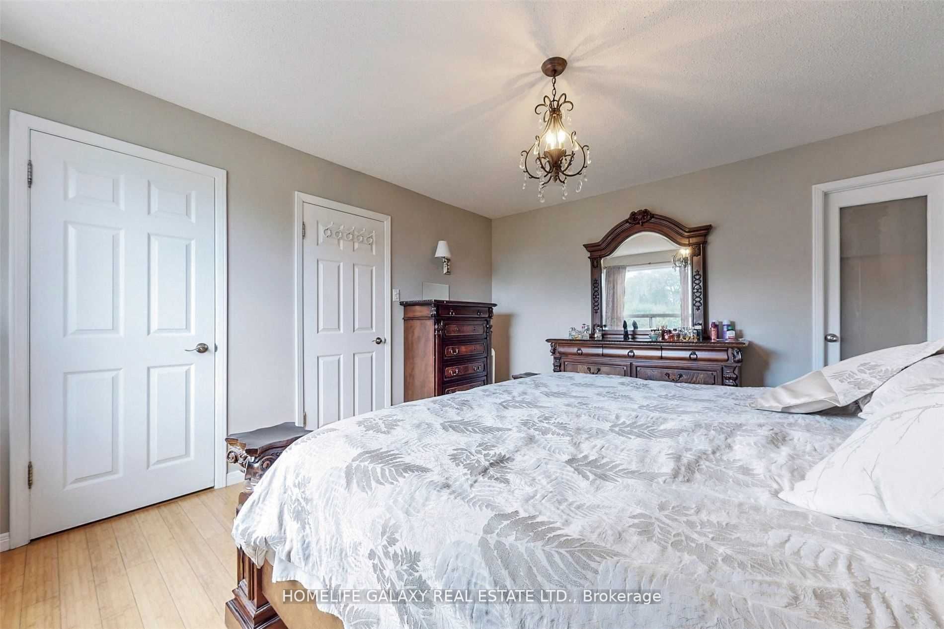 1940 Glengrove Rd