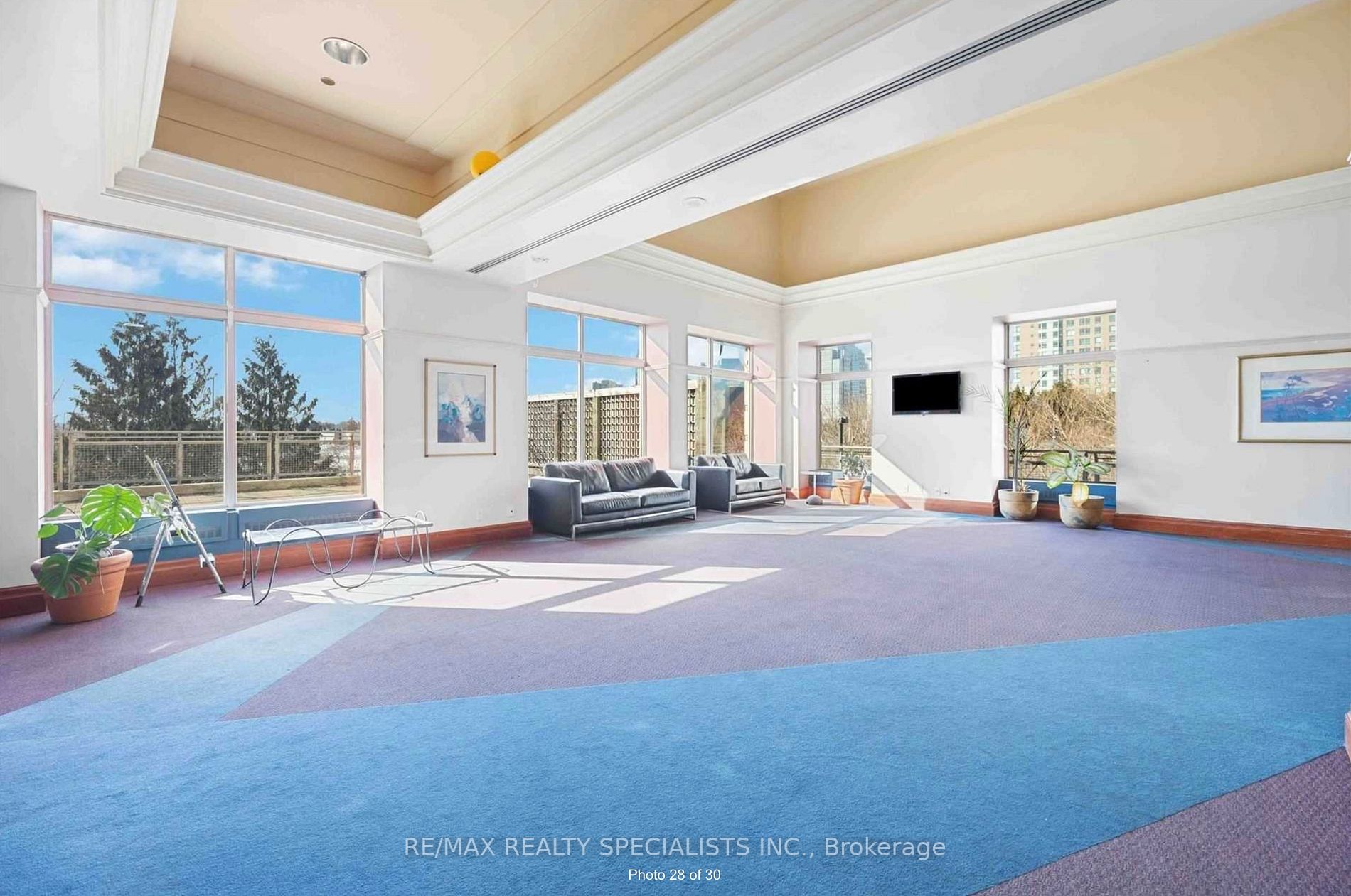 18 Lee Centre Drive, #2110