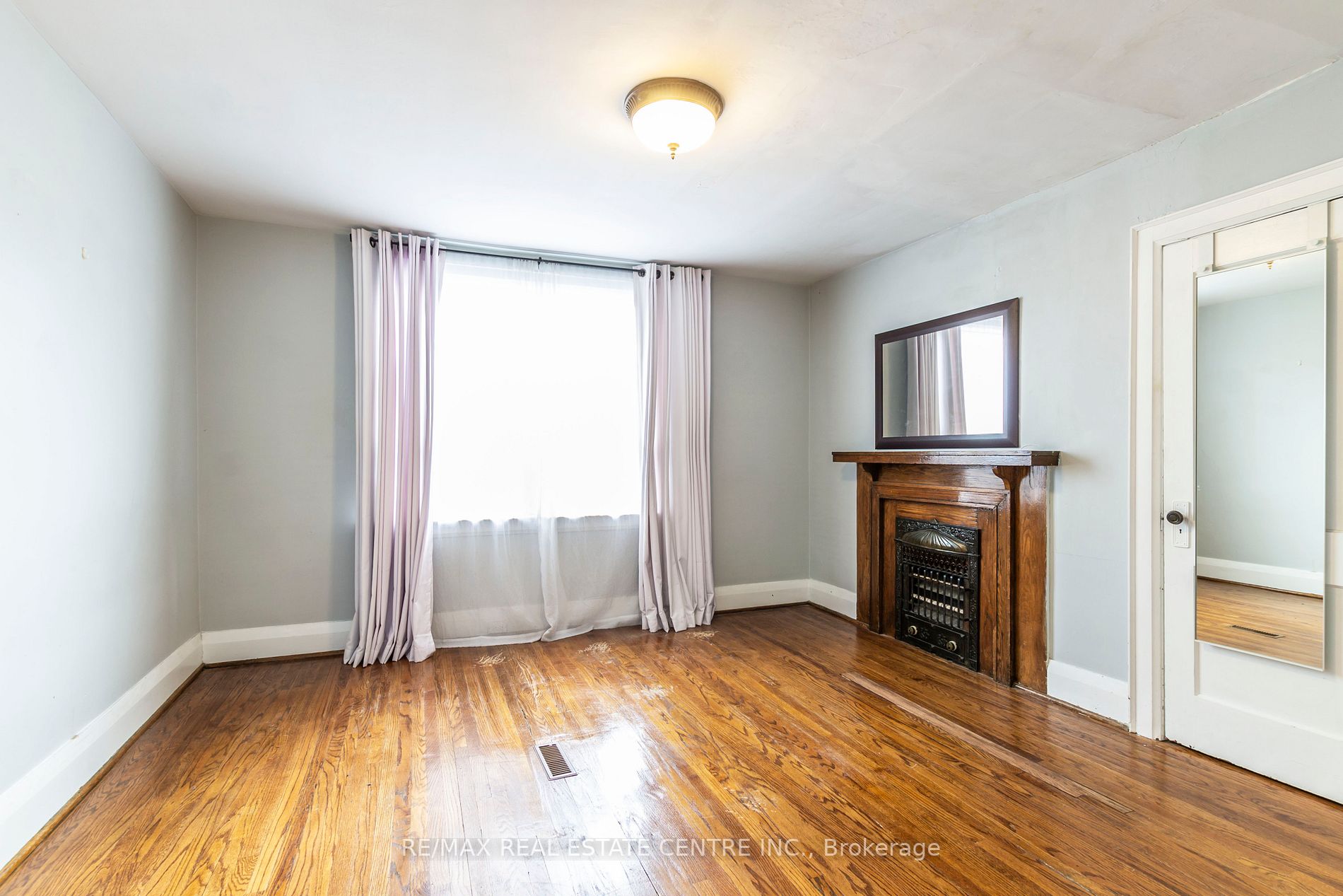 468 Milverton Blvd