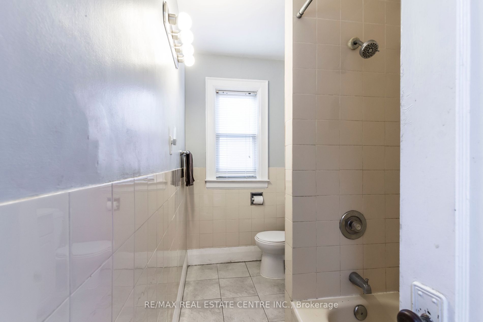 468 Milverton Blvd