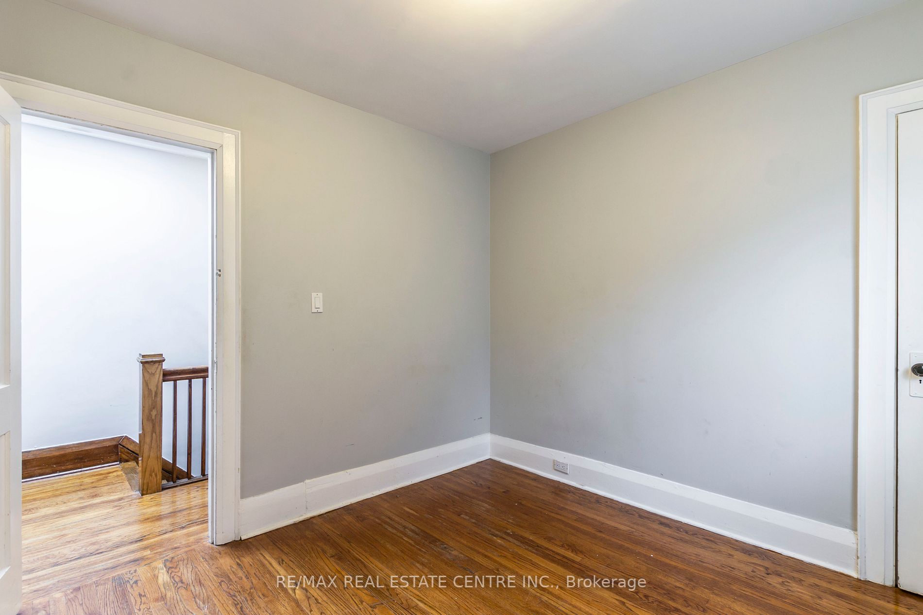 468 Milverton Blvd