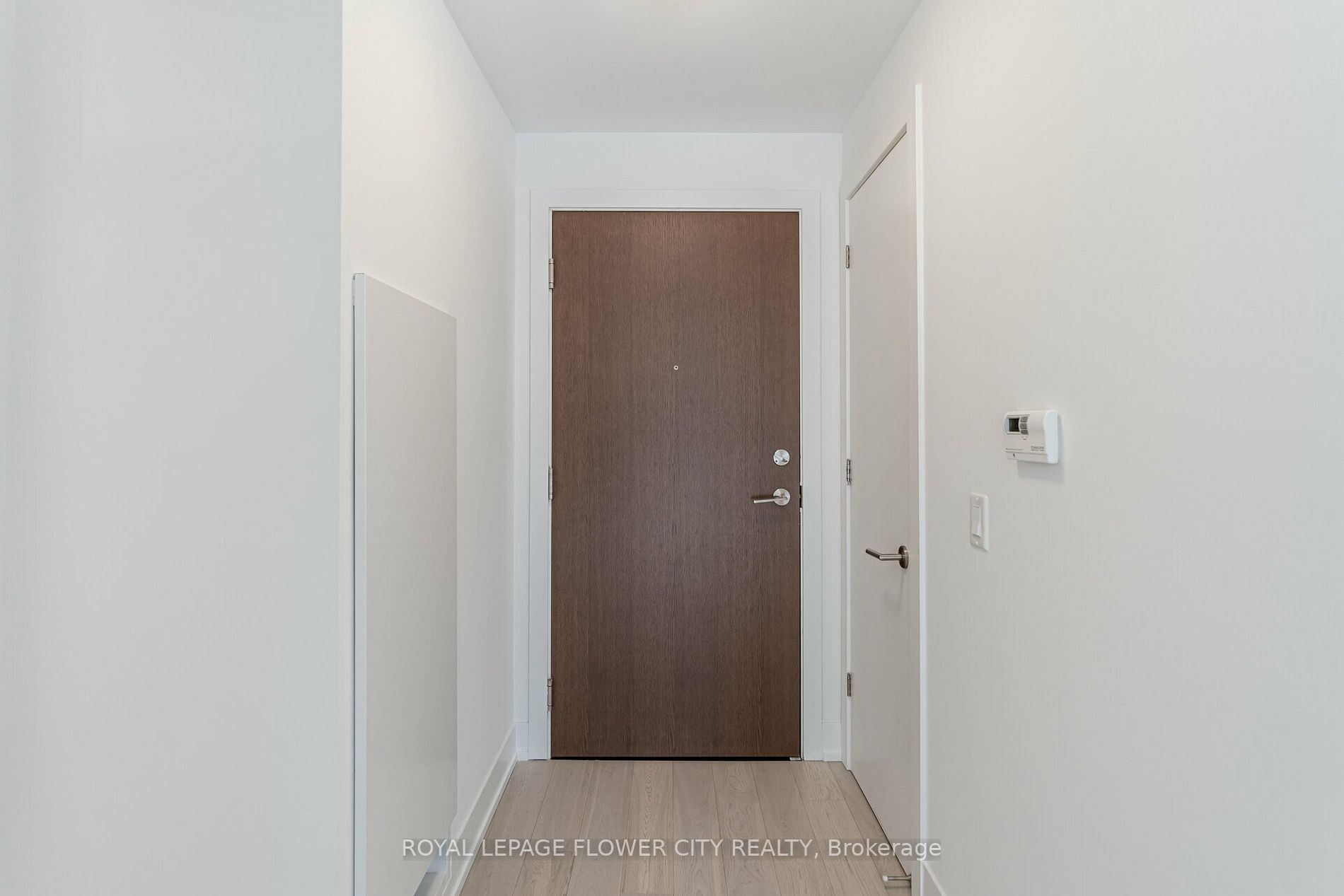 1331 Queen St E, #411