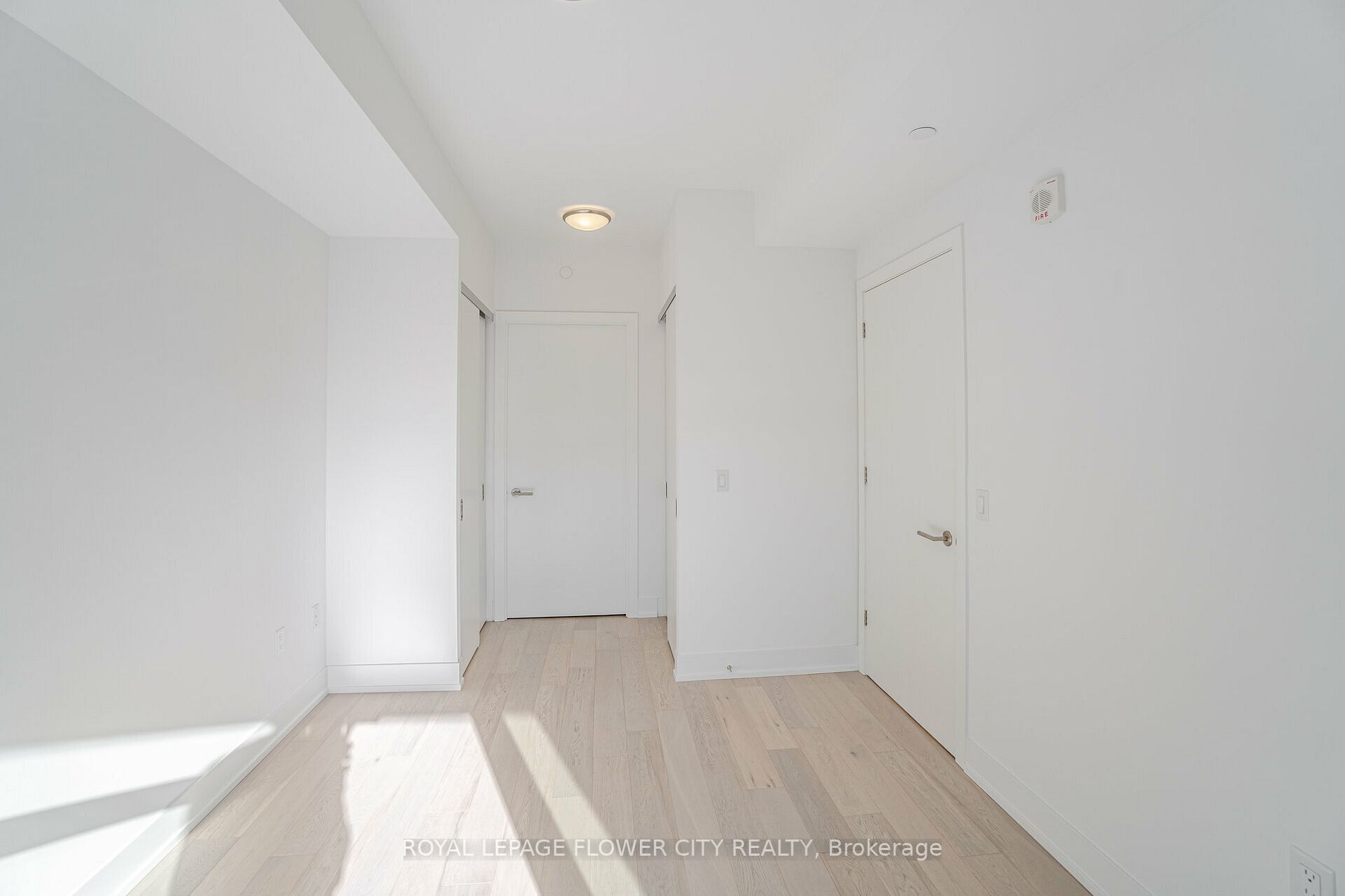 1331 Queen St E, #411