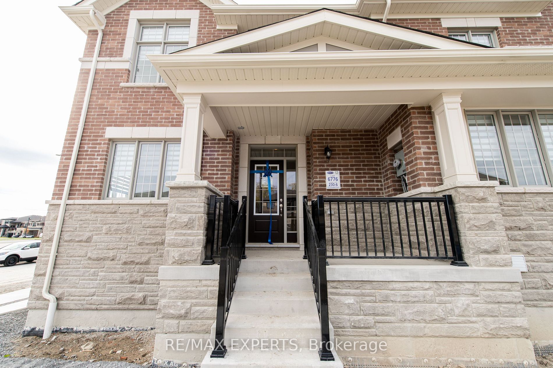 3235 Chimney Swift Cres