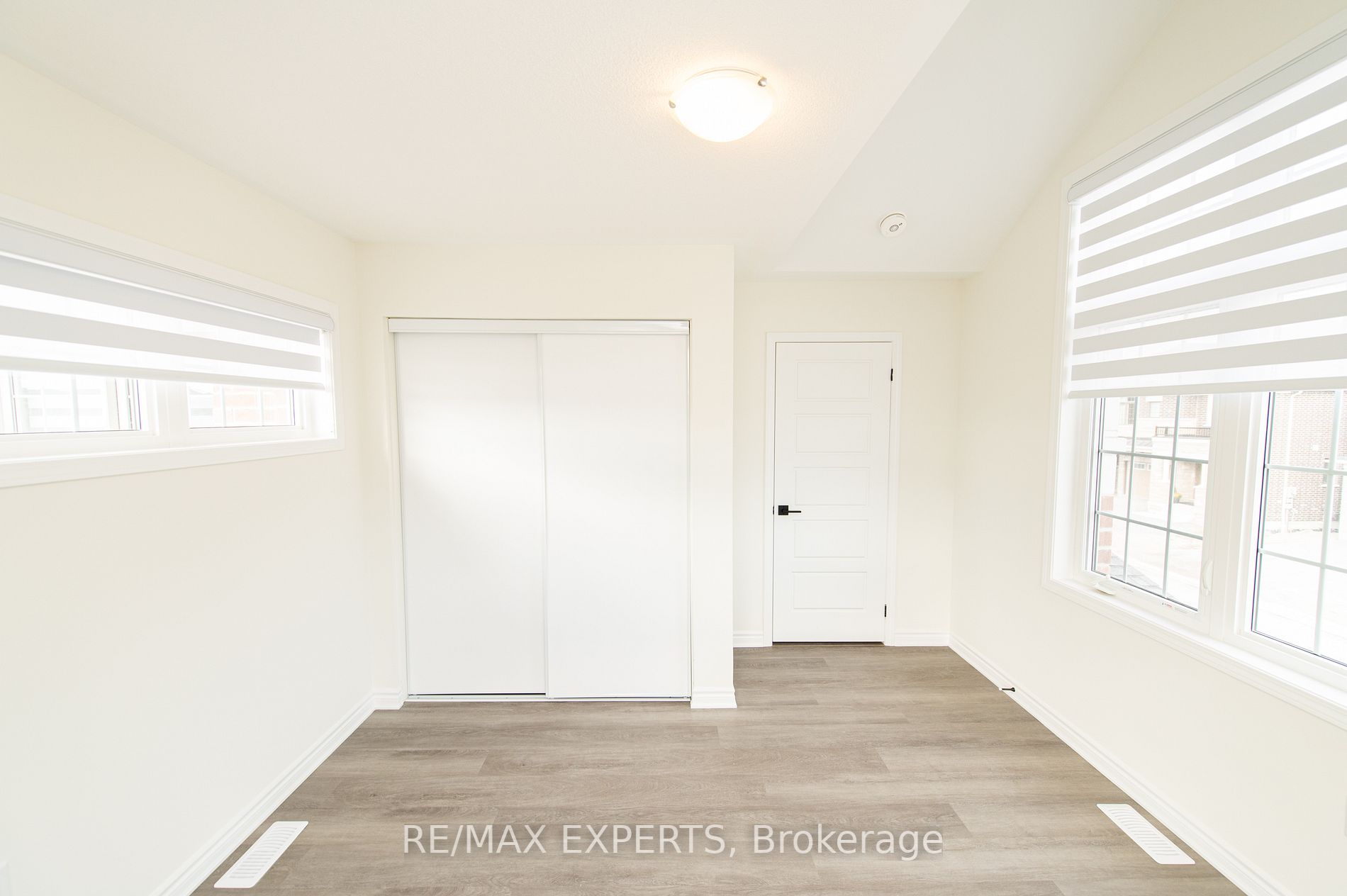 3235 Chimney Swift Cres