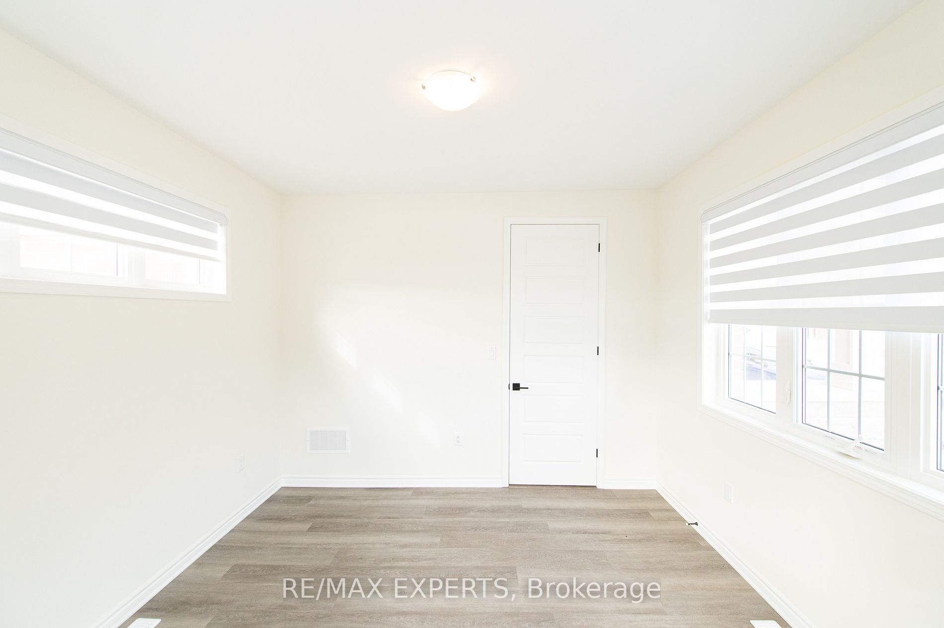 3235 Chimney Swift Cres