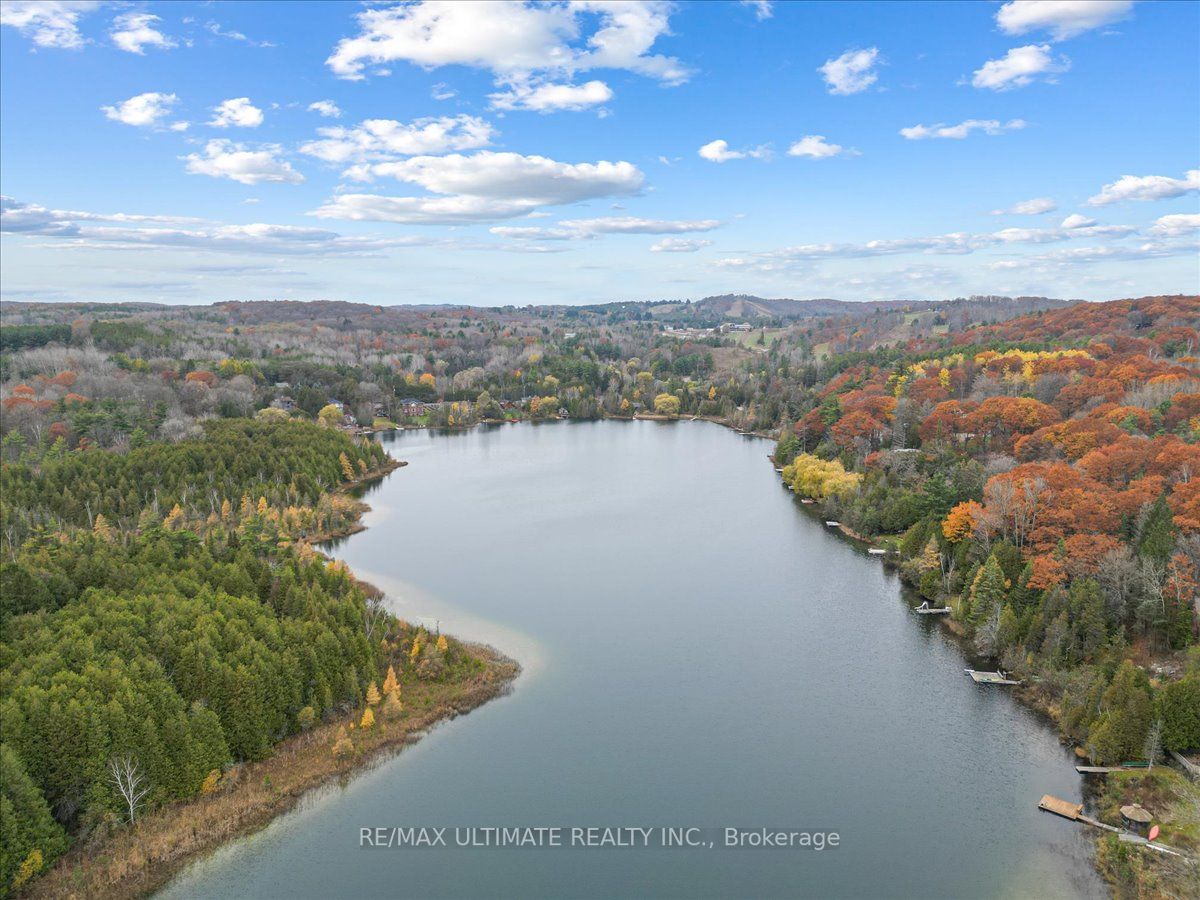 86 Chalk Lake Rd