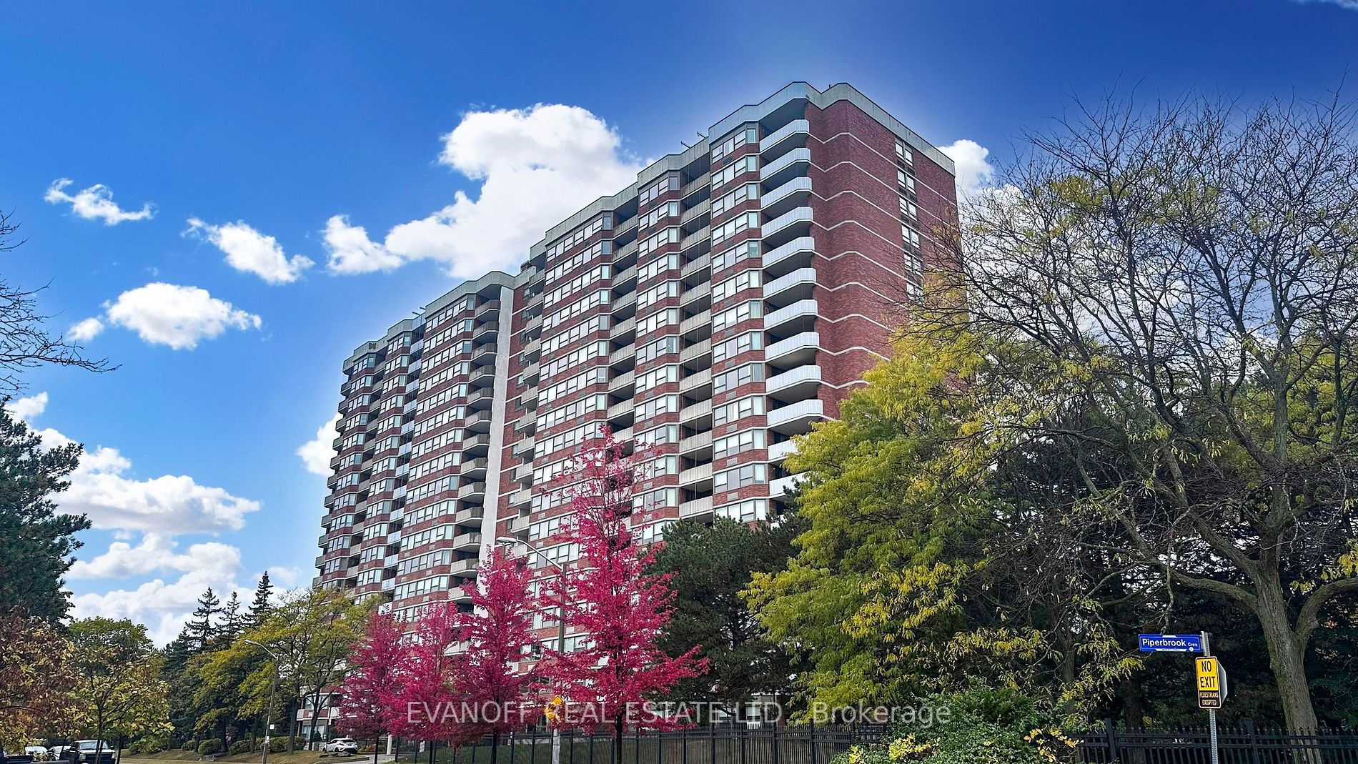 121 Ling Rd, #207