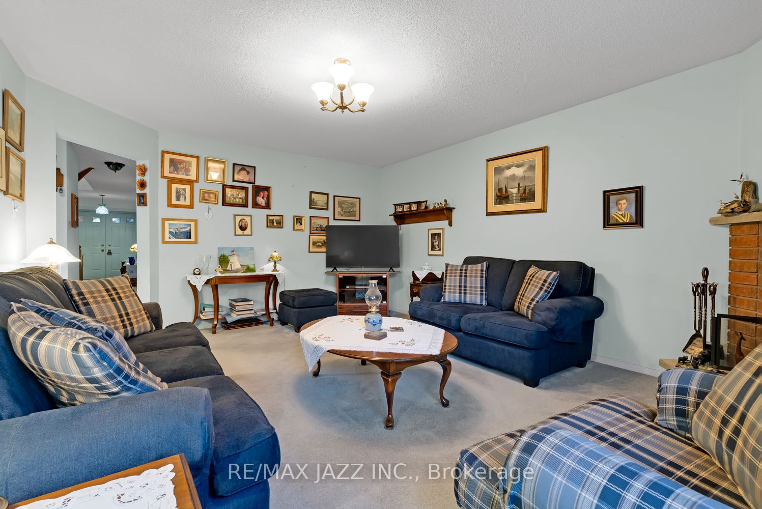 543 Bradley Dr