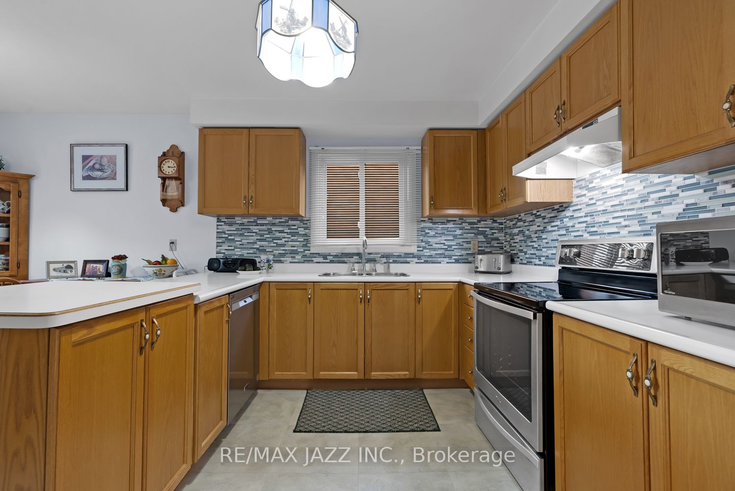 543 Bradley Dr