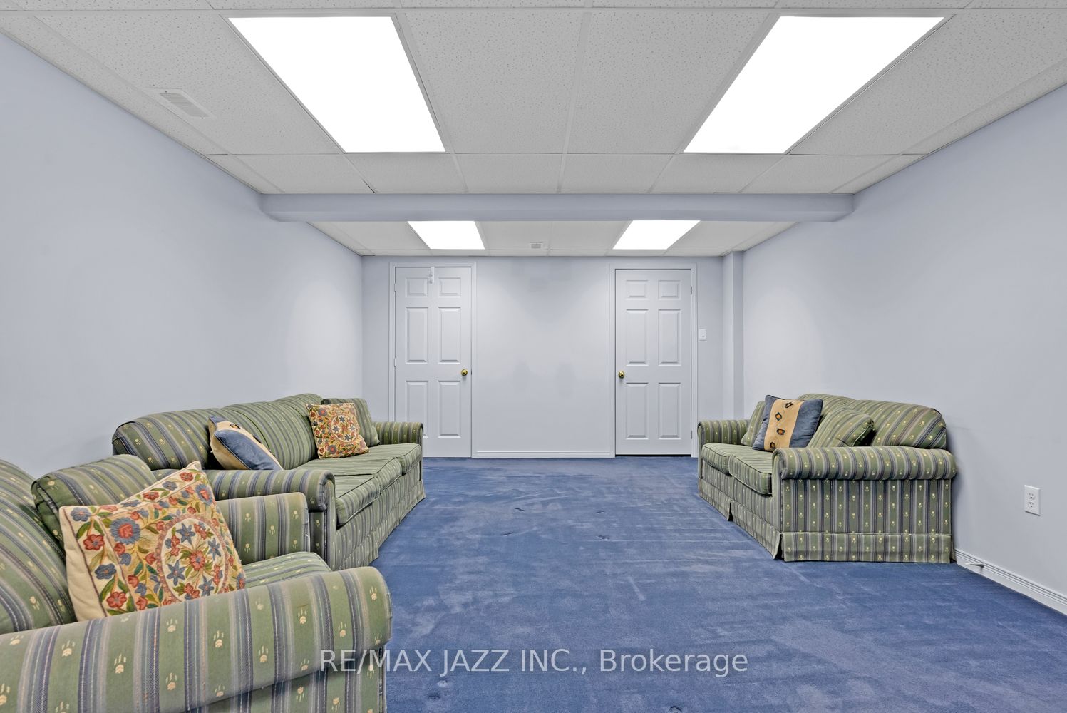 543 Bradley Dr