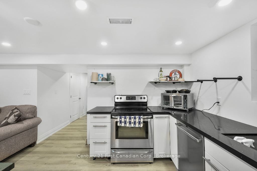 18 Beatty Rd