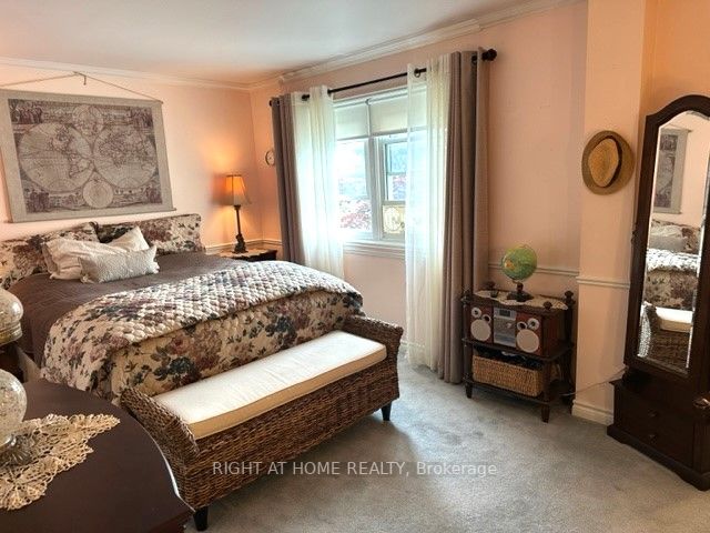 3 Chamberlain Crt, #24