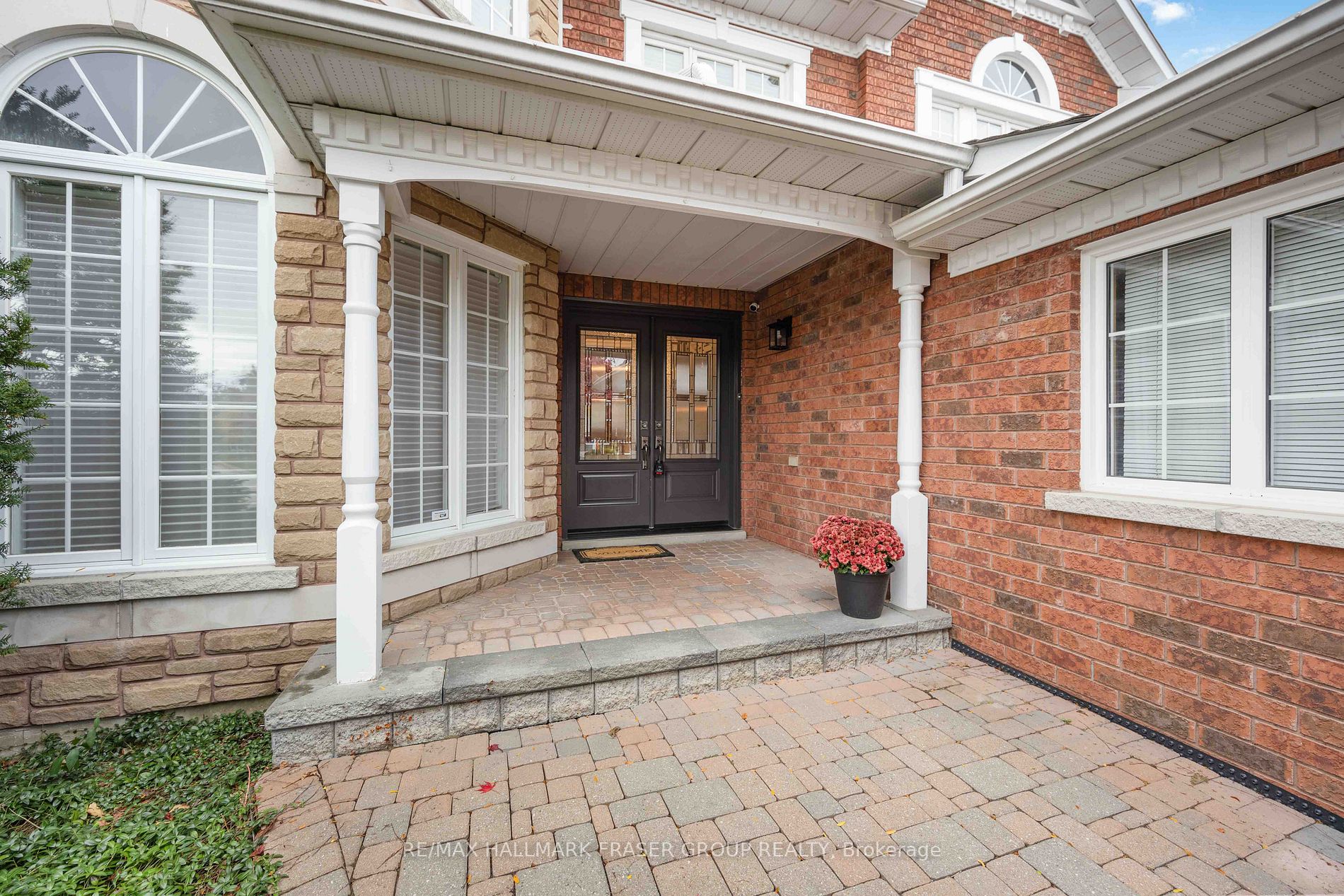 30 Freeston Cres
