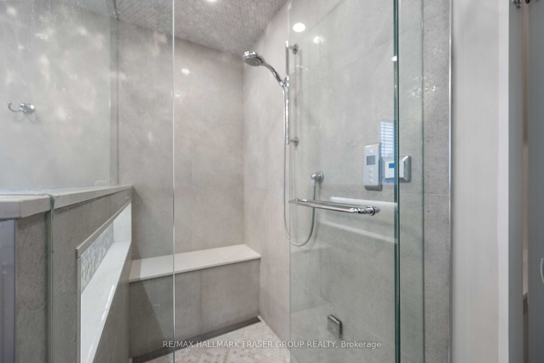 30 Freeston Cres