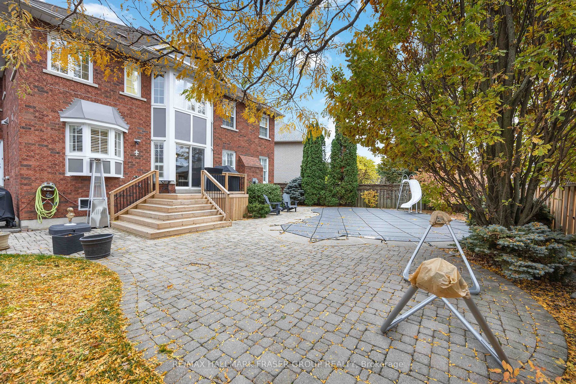 30 Freeston Cres