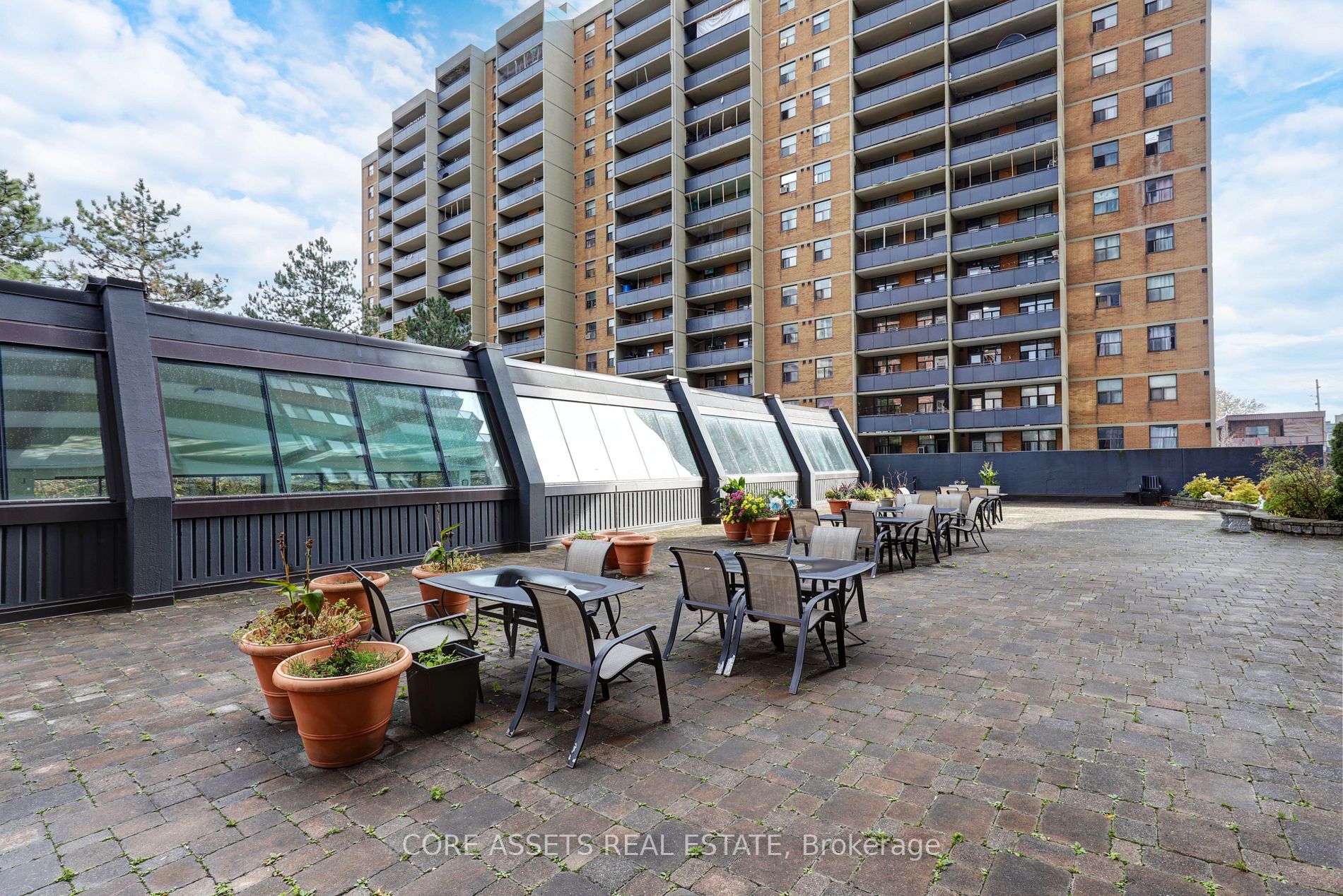 757 Victoria Park Ave, #603