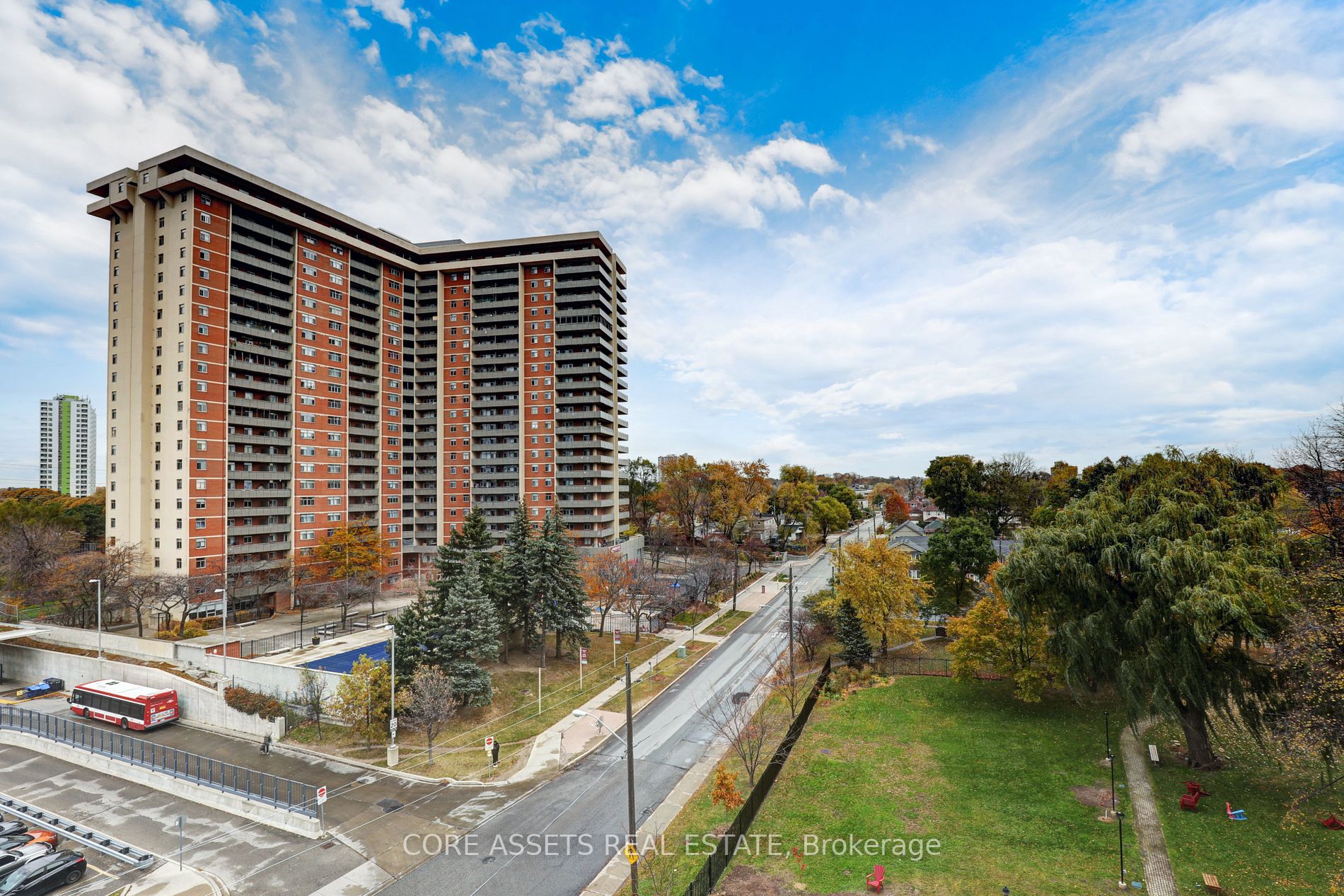 757 Victoria Park Ave, #603