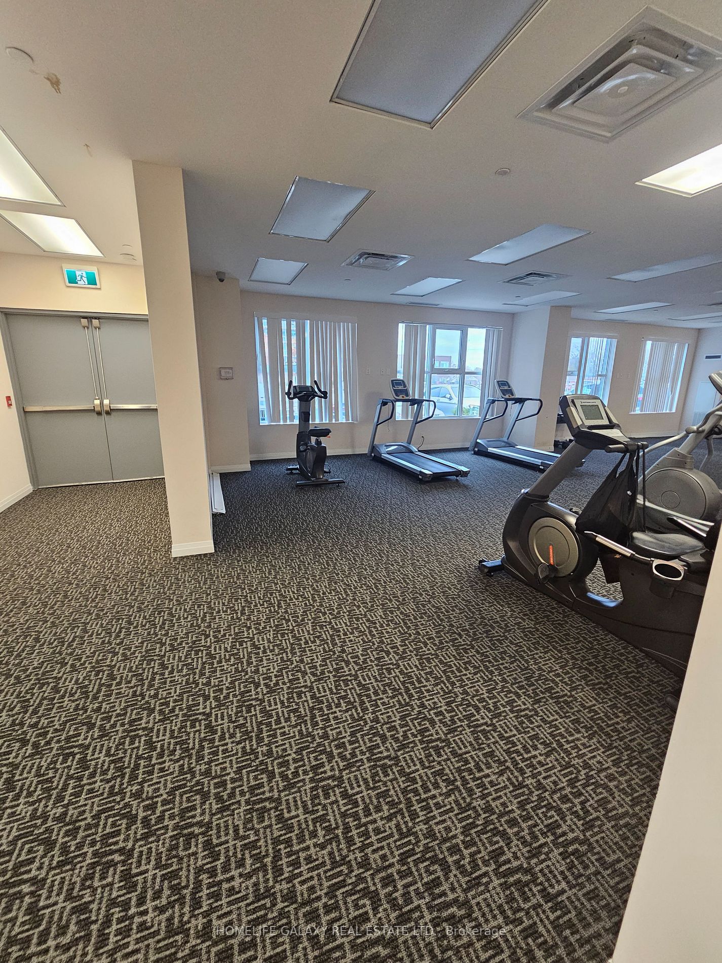 2152 Lawrence Ave E, #607