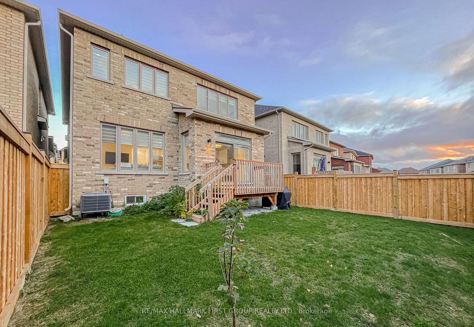 26 St Ives Cres