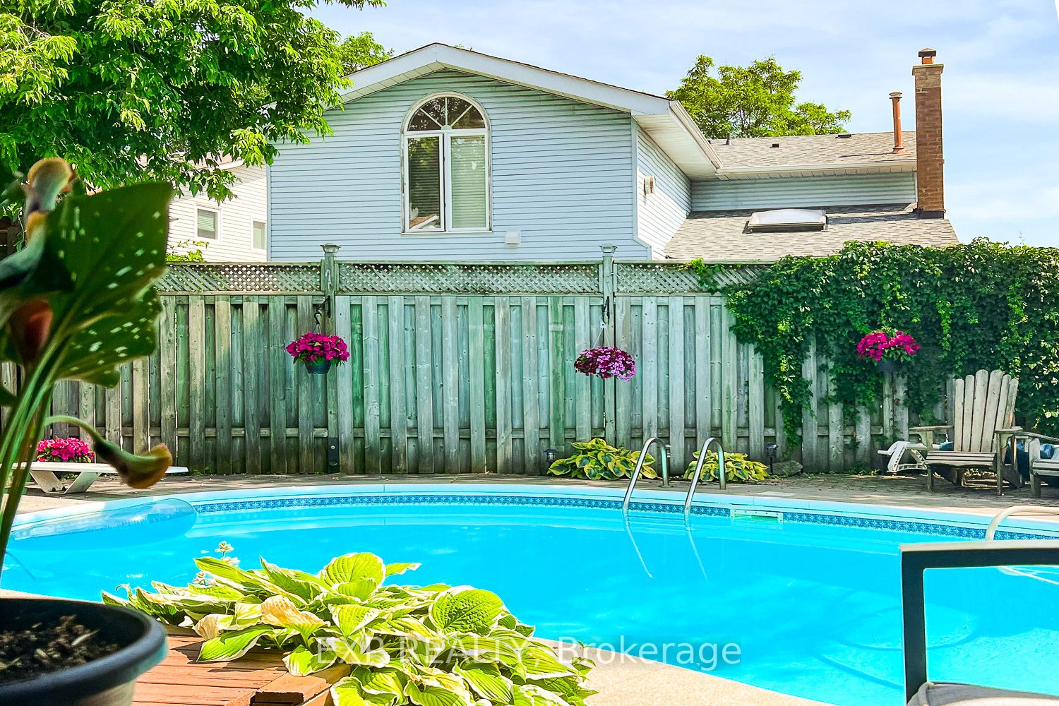 13 Fearn Cres