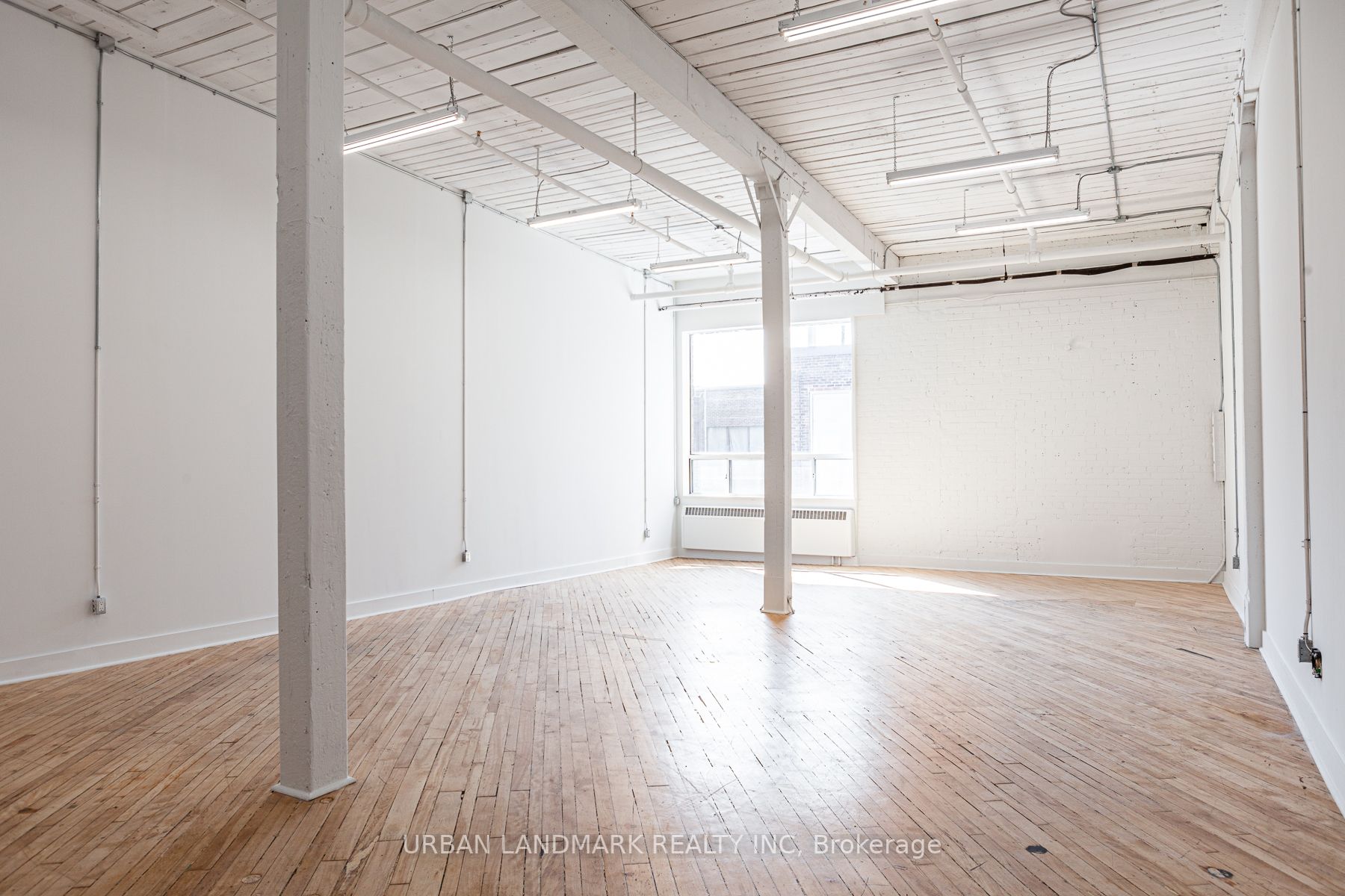 276 Carlaw Ave, #209A