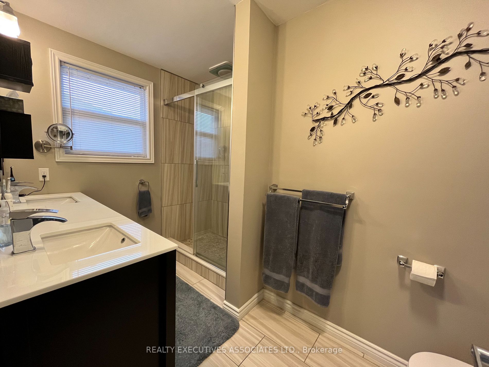 26 Hialeah Cres