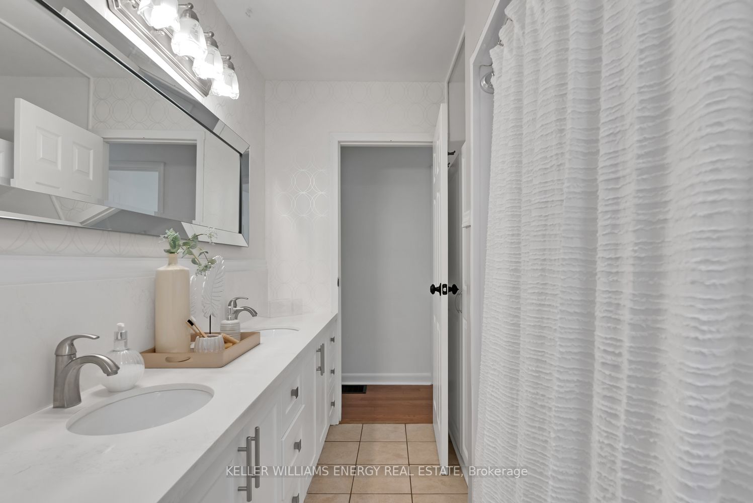 4089 Bowmanville Ave