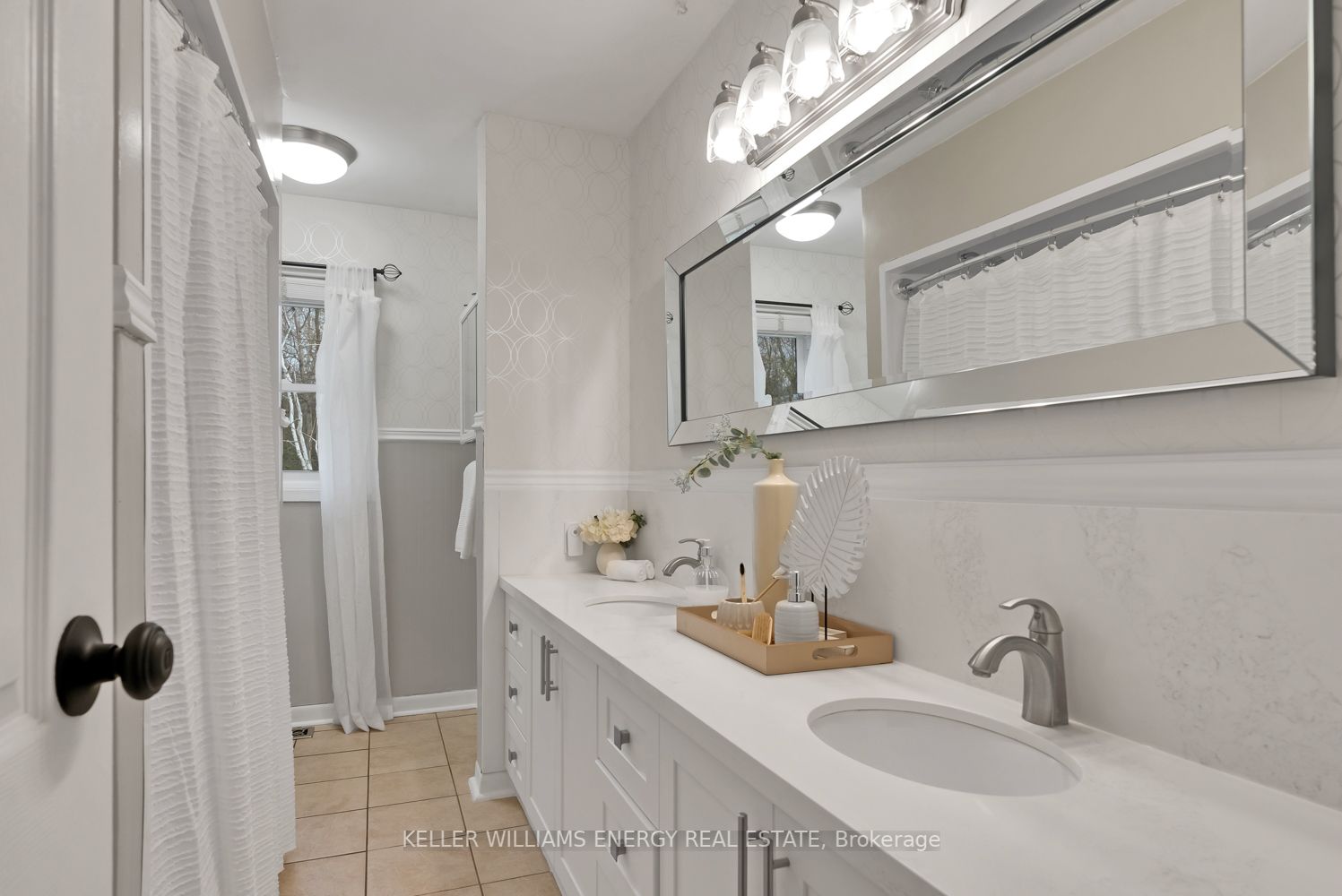 4089 Bowmanville Ave