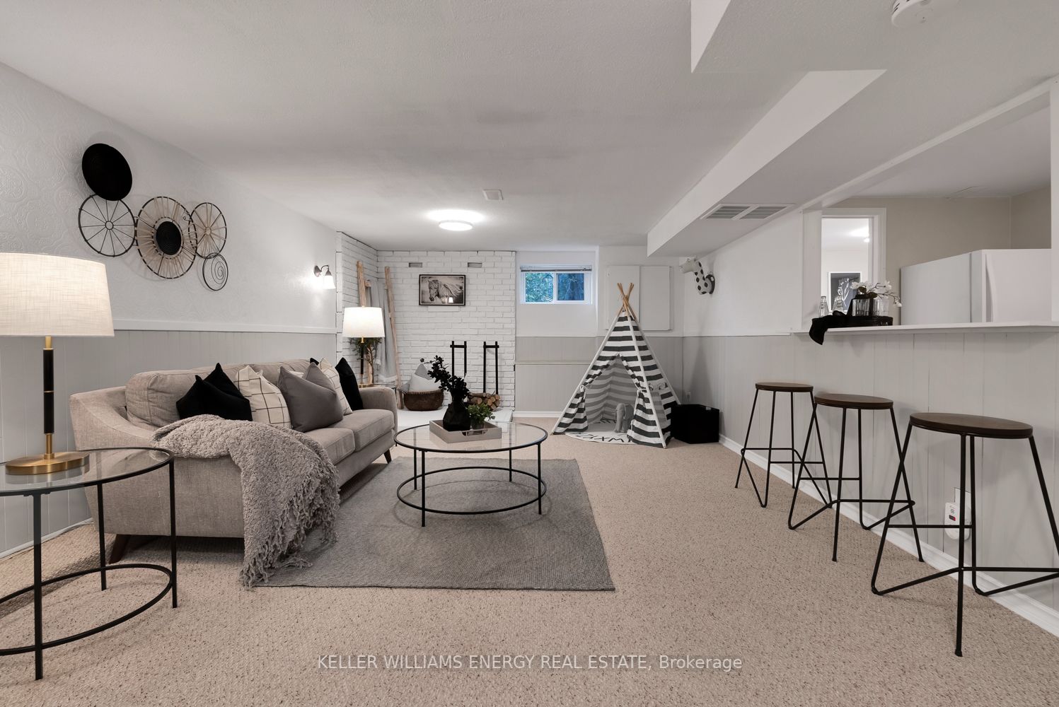 4089 Bowmanville Ave