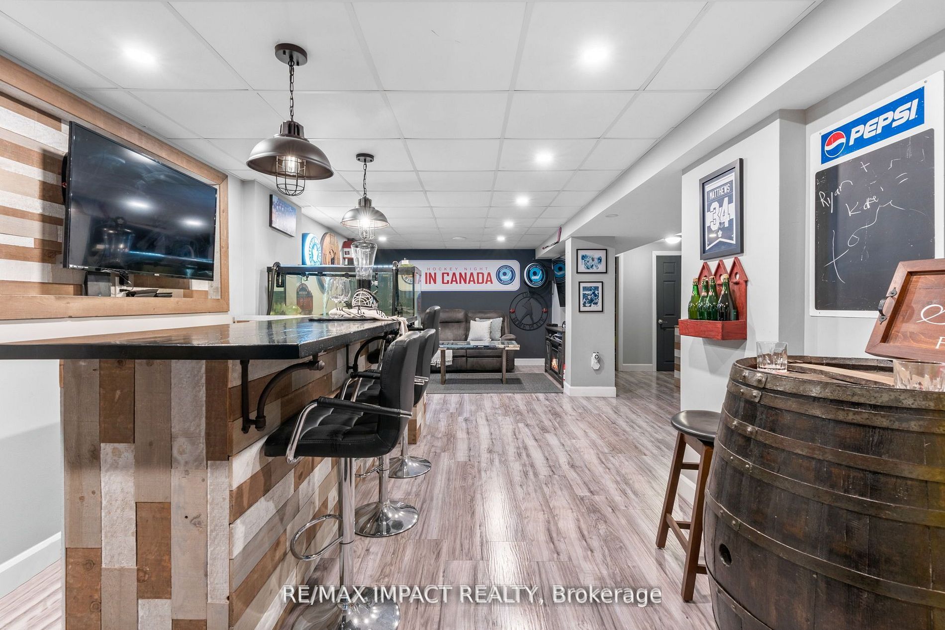 61 Champine Sq