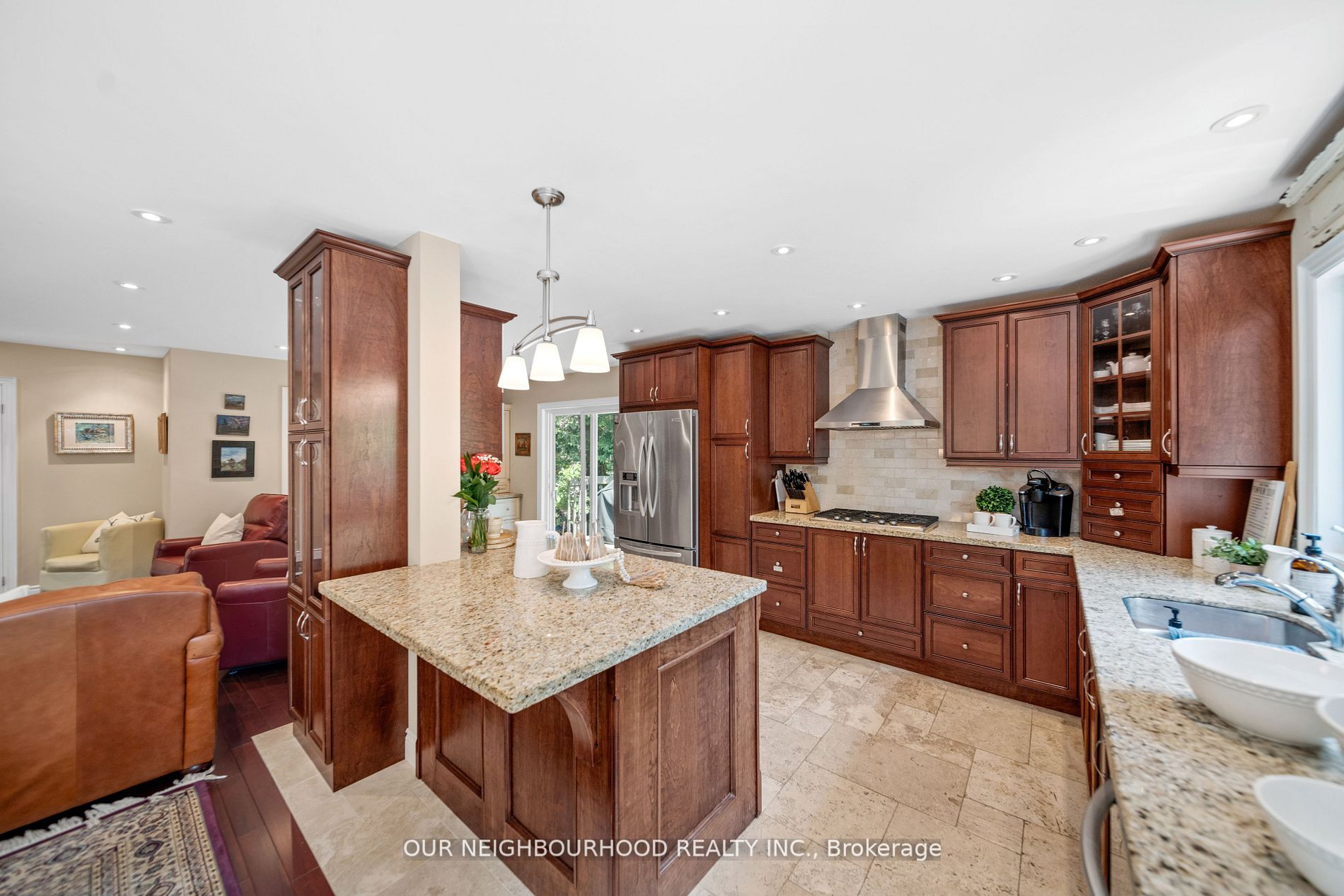 91 Taylorwood Crt