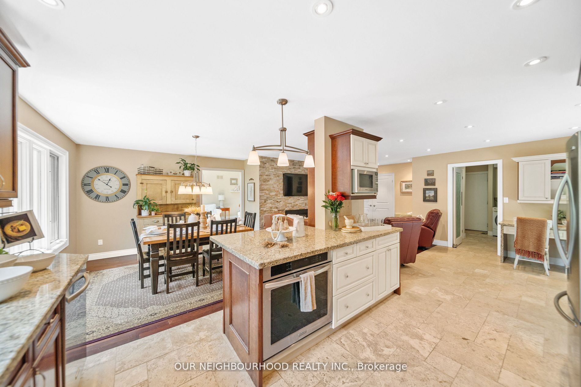 91 Taylorwood Crt