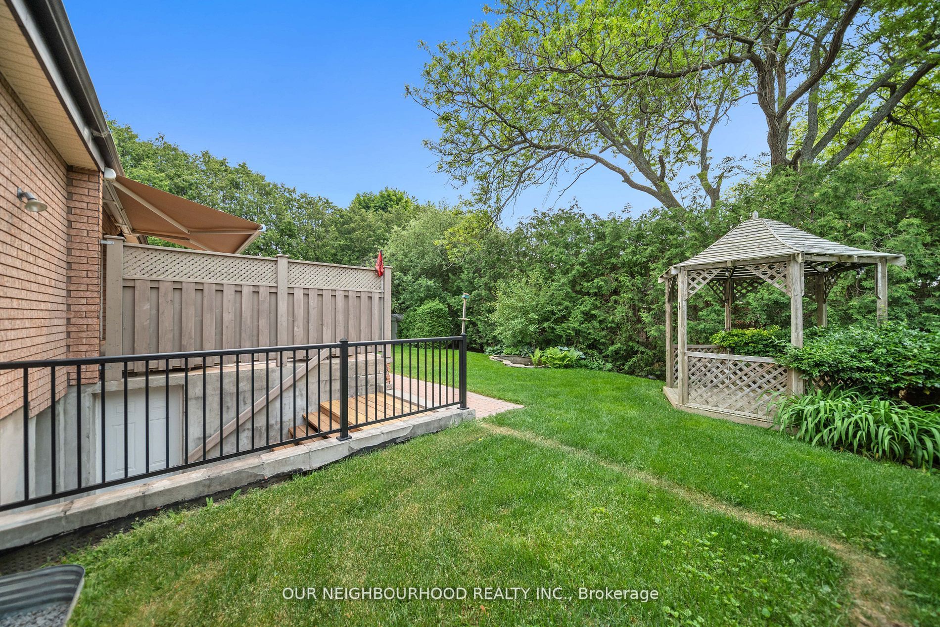 91 Taylorwood Crt