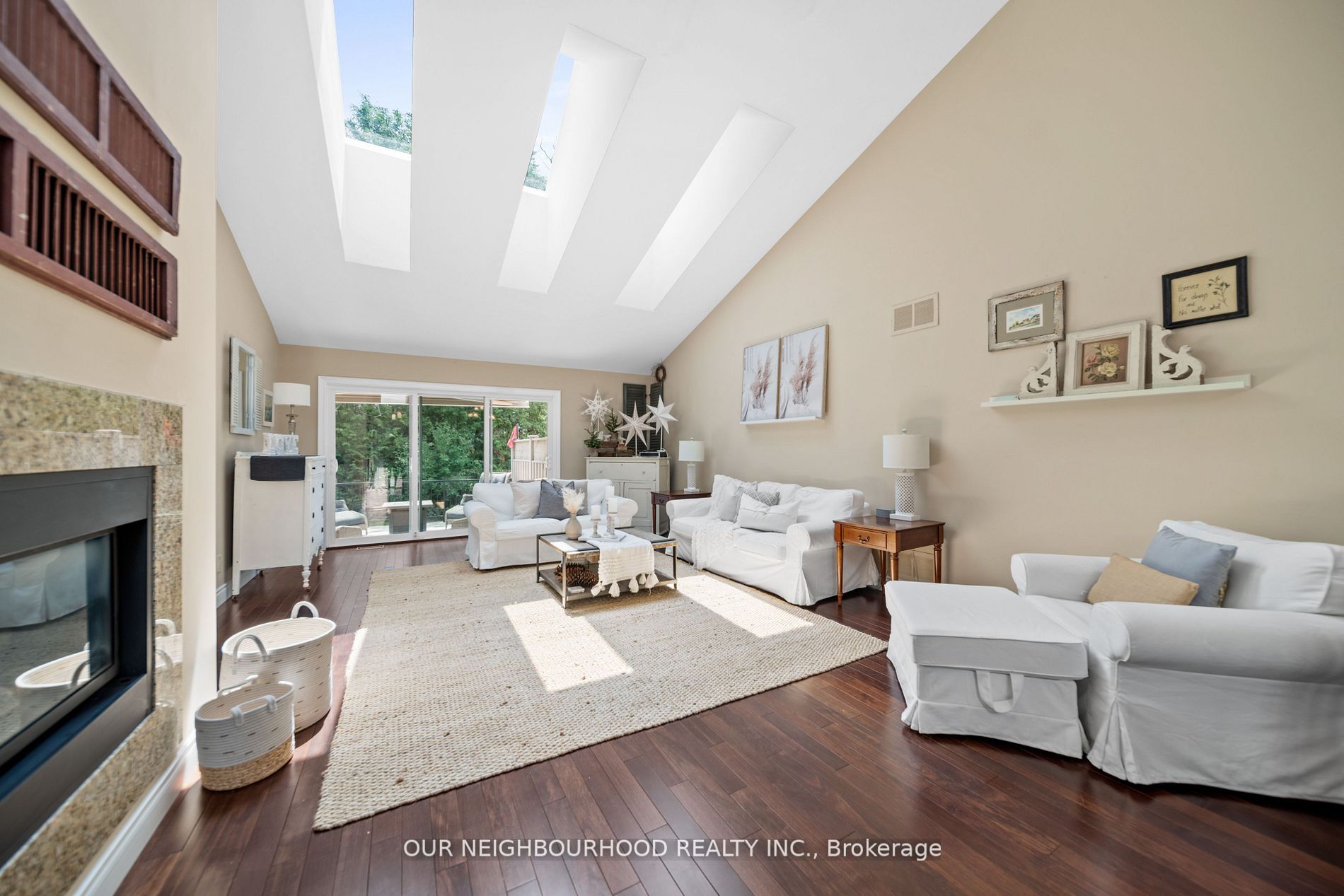 91 Taylorwood Crt