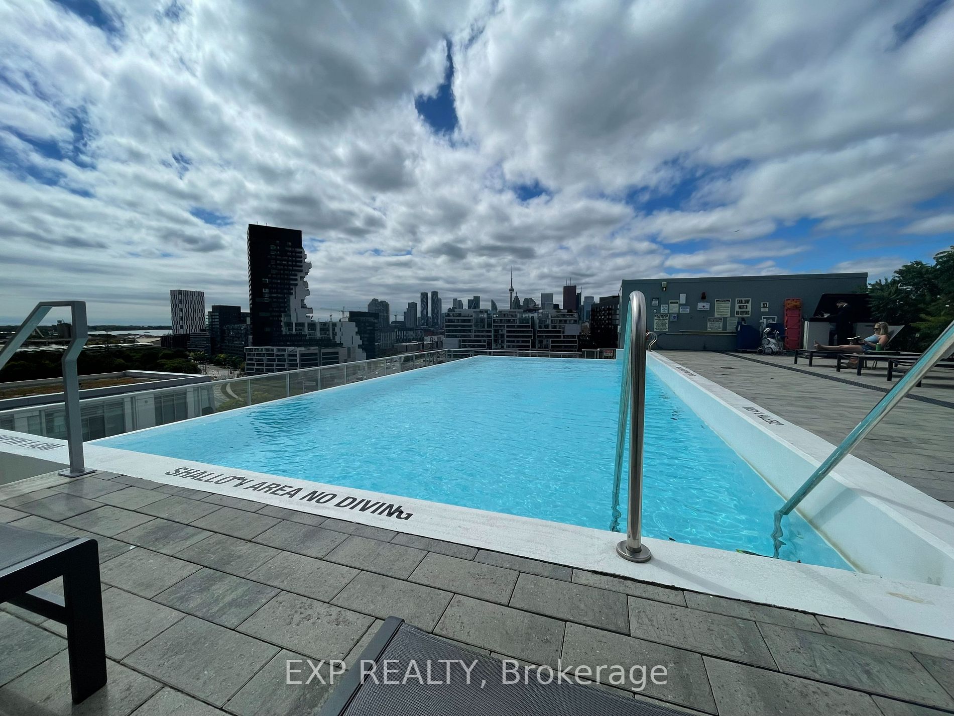 15 Baseball Place Pl W, #712