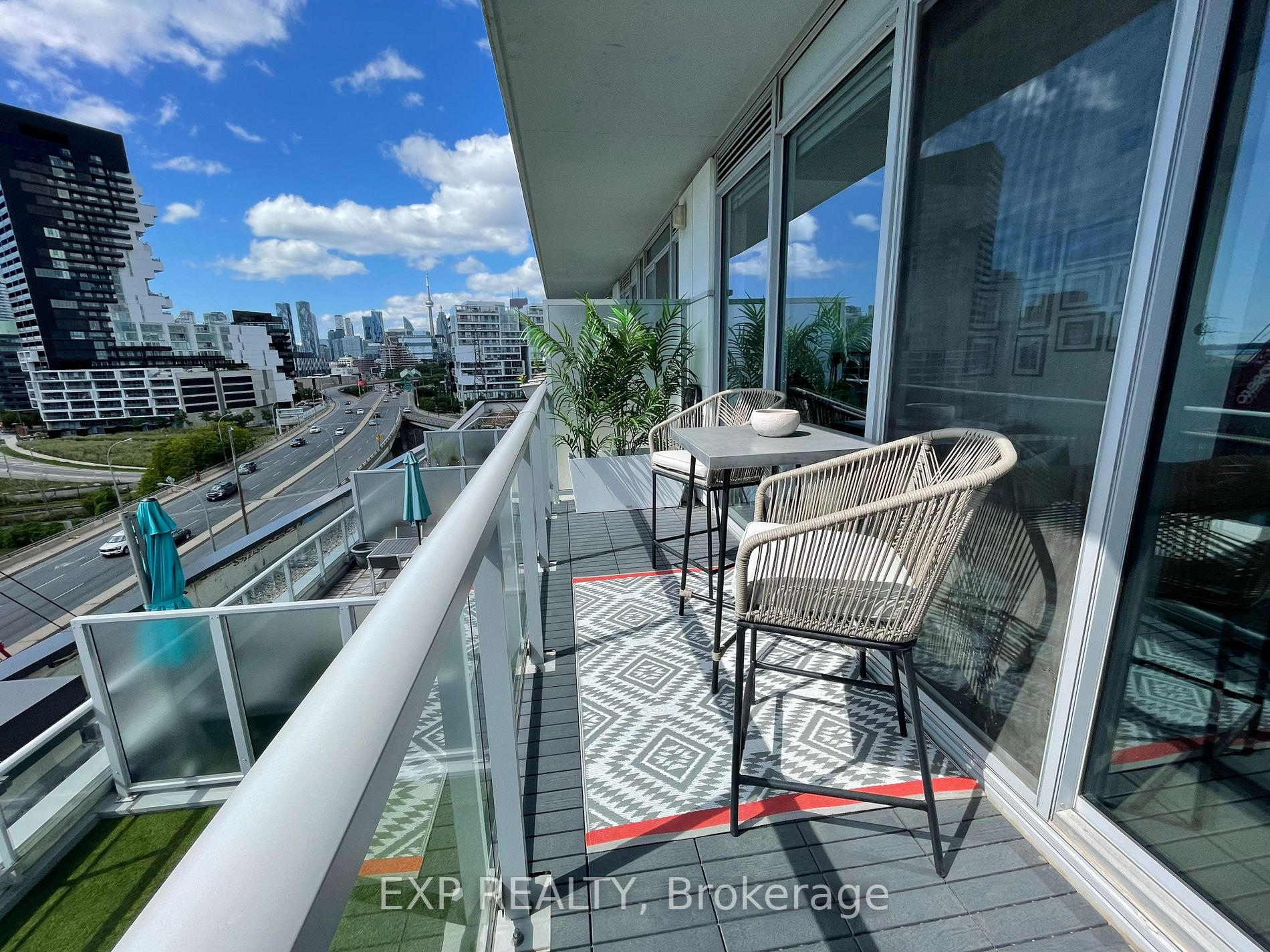 15 Baseball Place Pl W, #712
