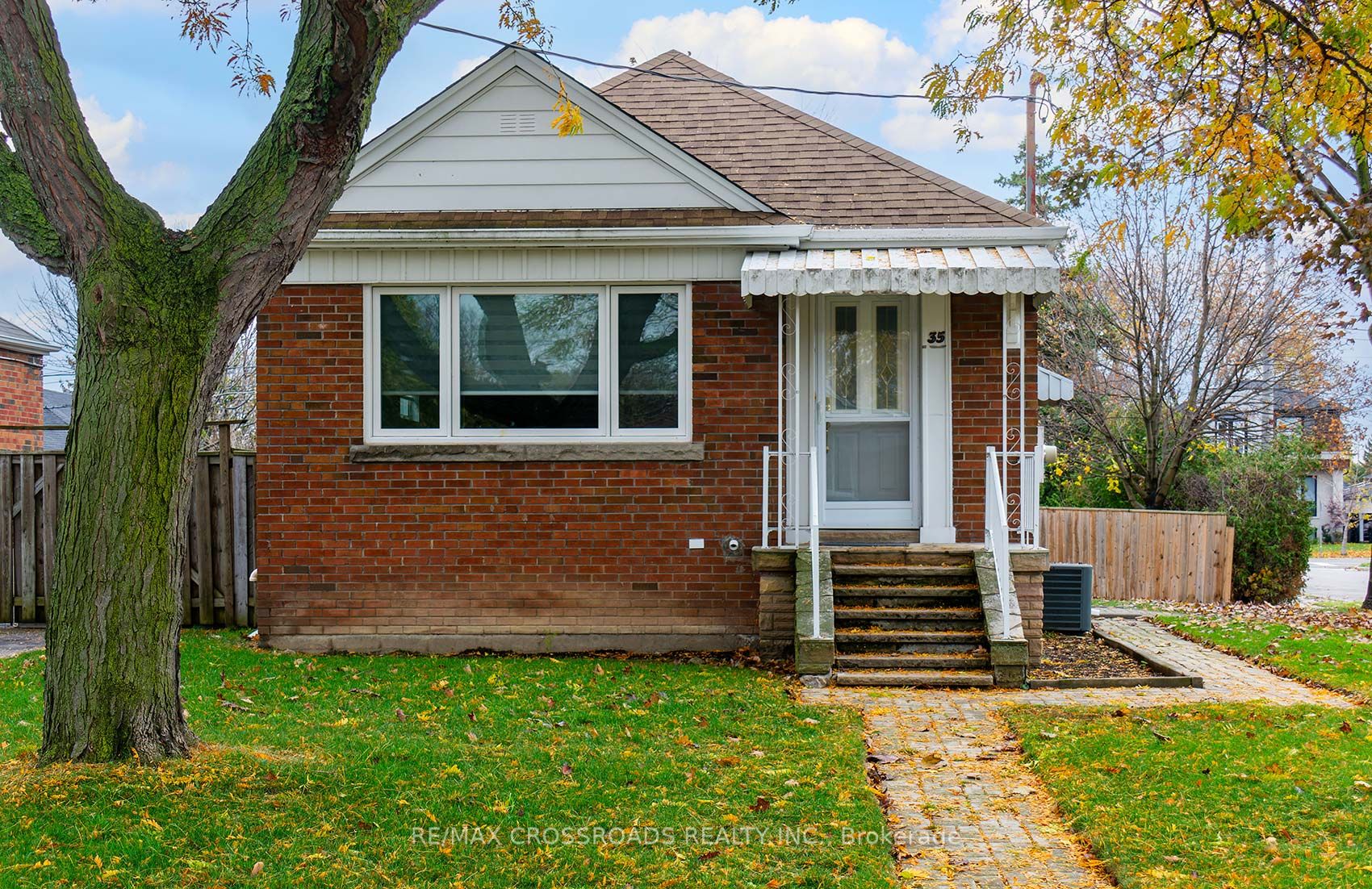 35 Princemere Cres
