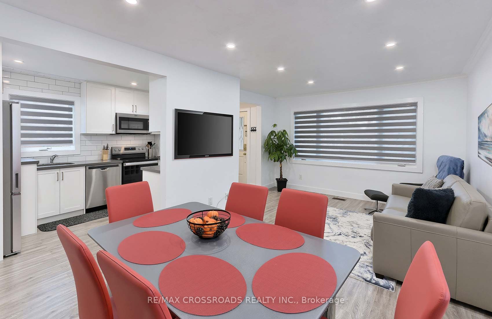 35 Princemere Cres