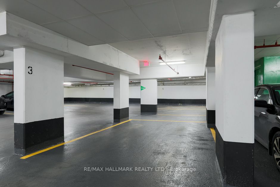 3520 Danforth Ave, #220