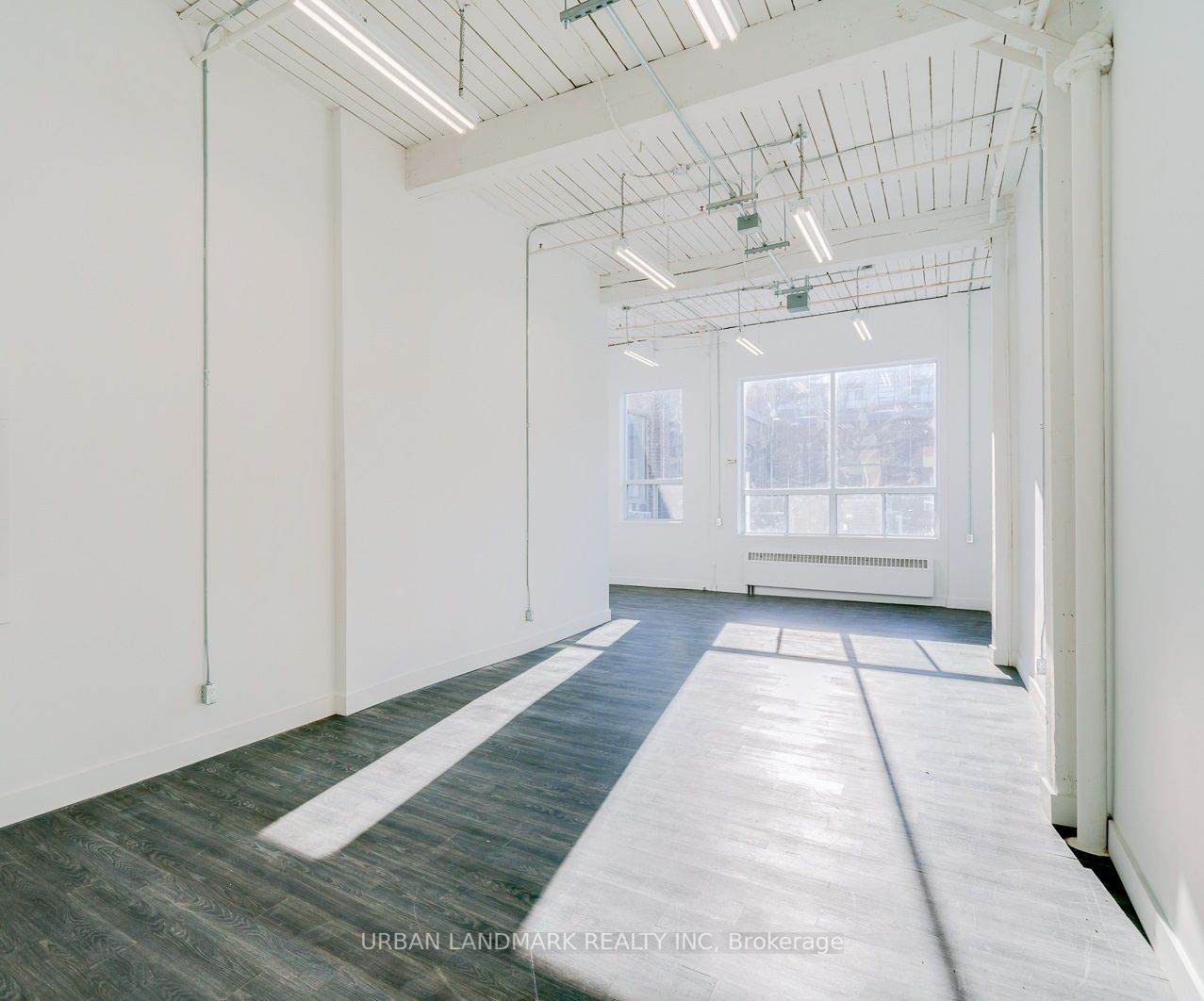 276 Carlaw Ave, #212B