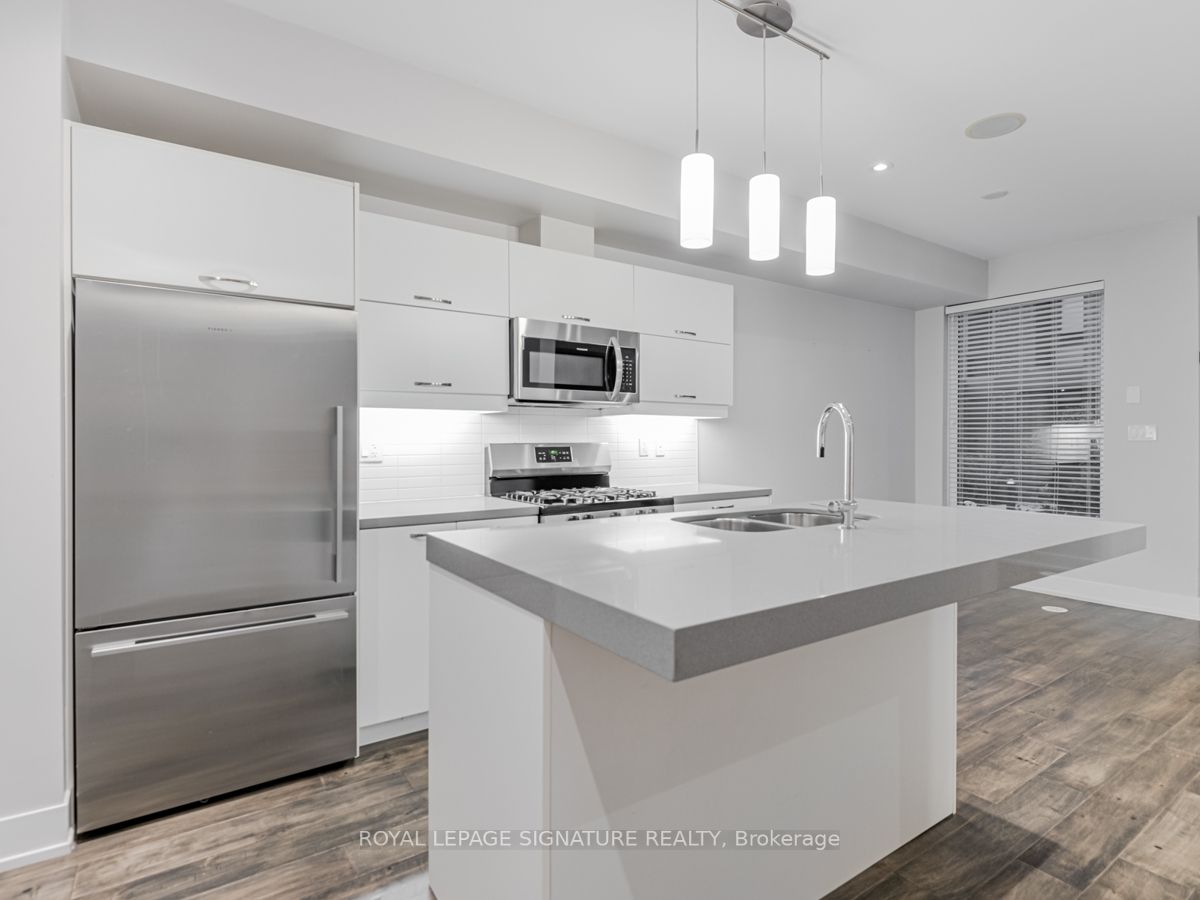 46 Curzon St, #315