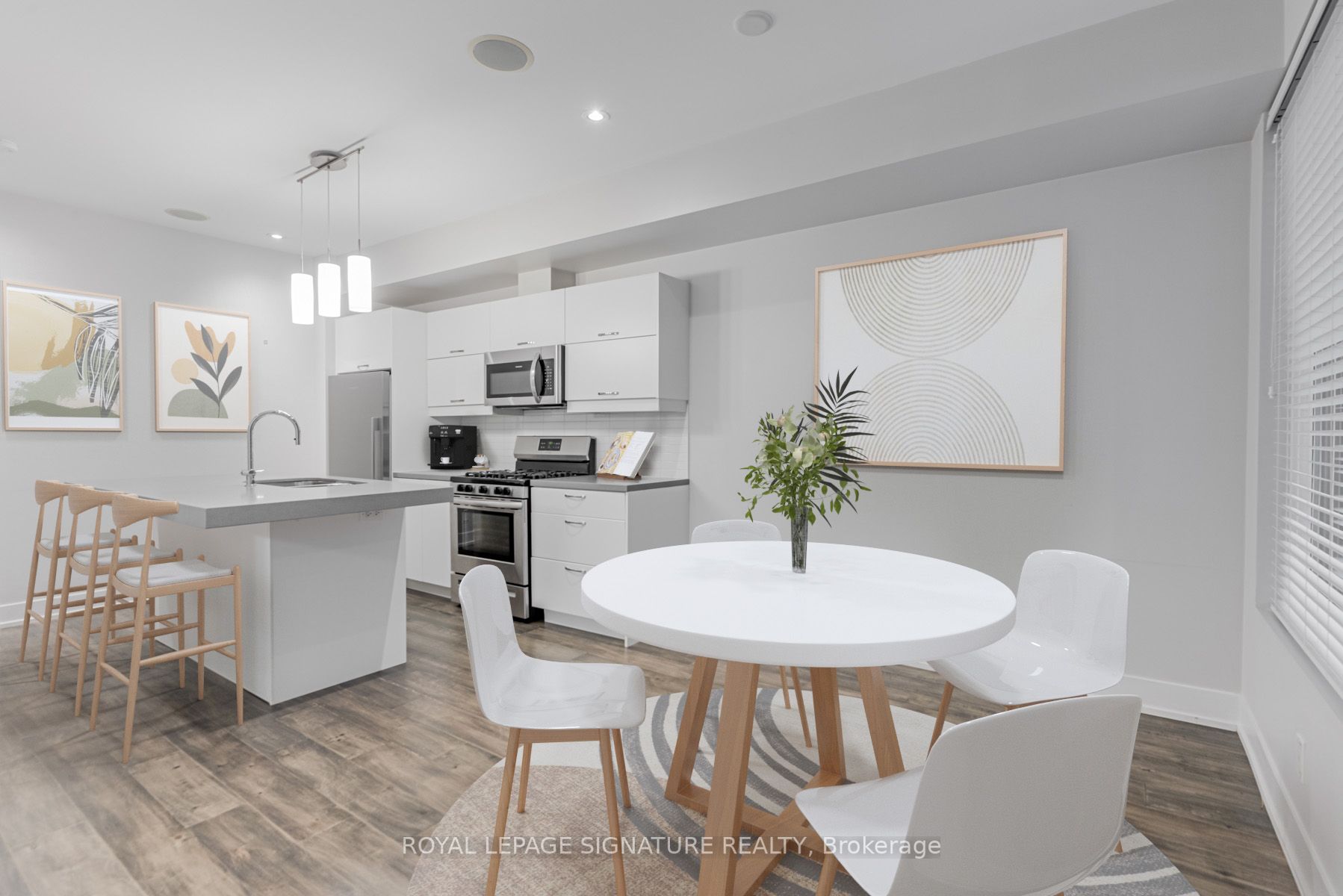 46 Curzon St, #315