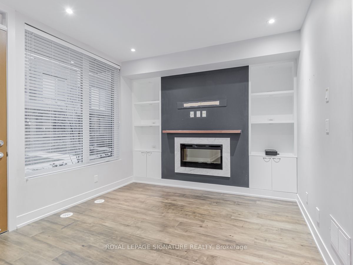 46 Curzon St, #315