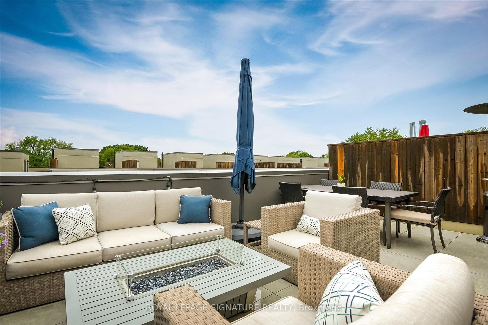 46 Curzon St, #315