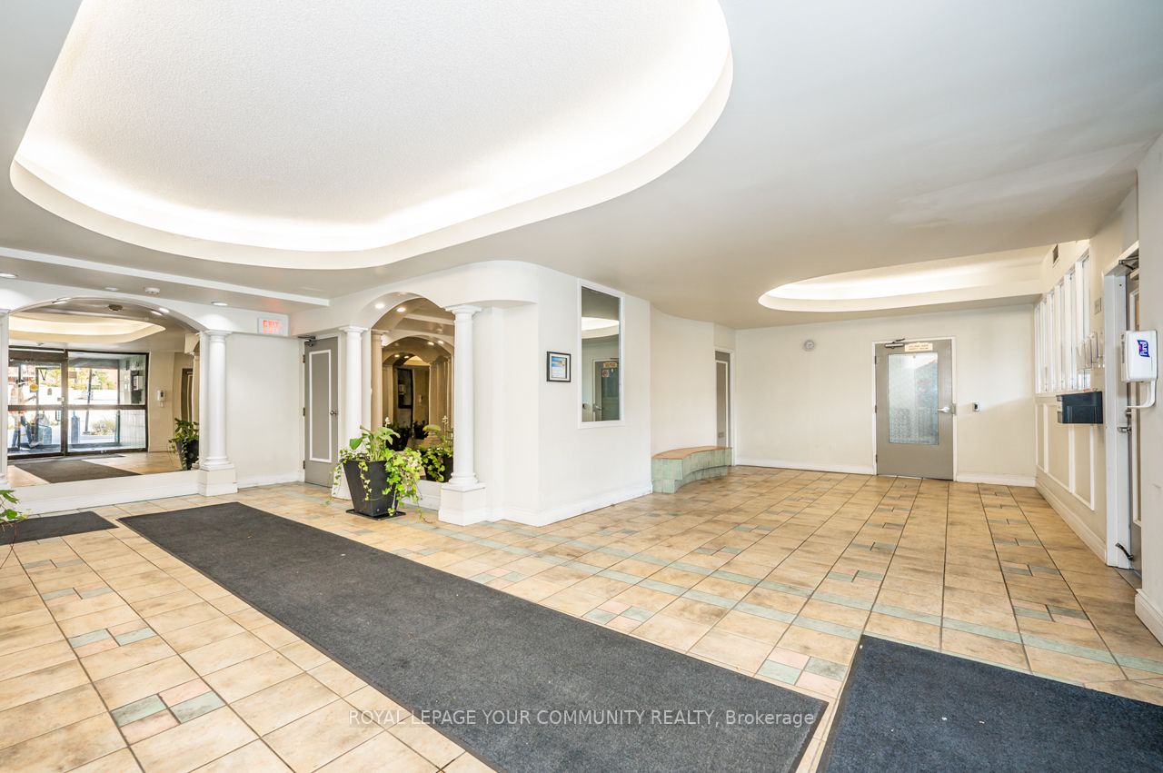 1665 Victoria Park Ave, #1106