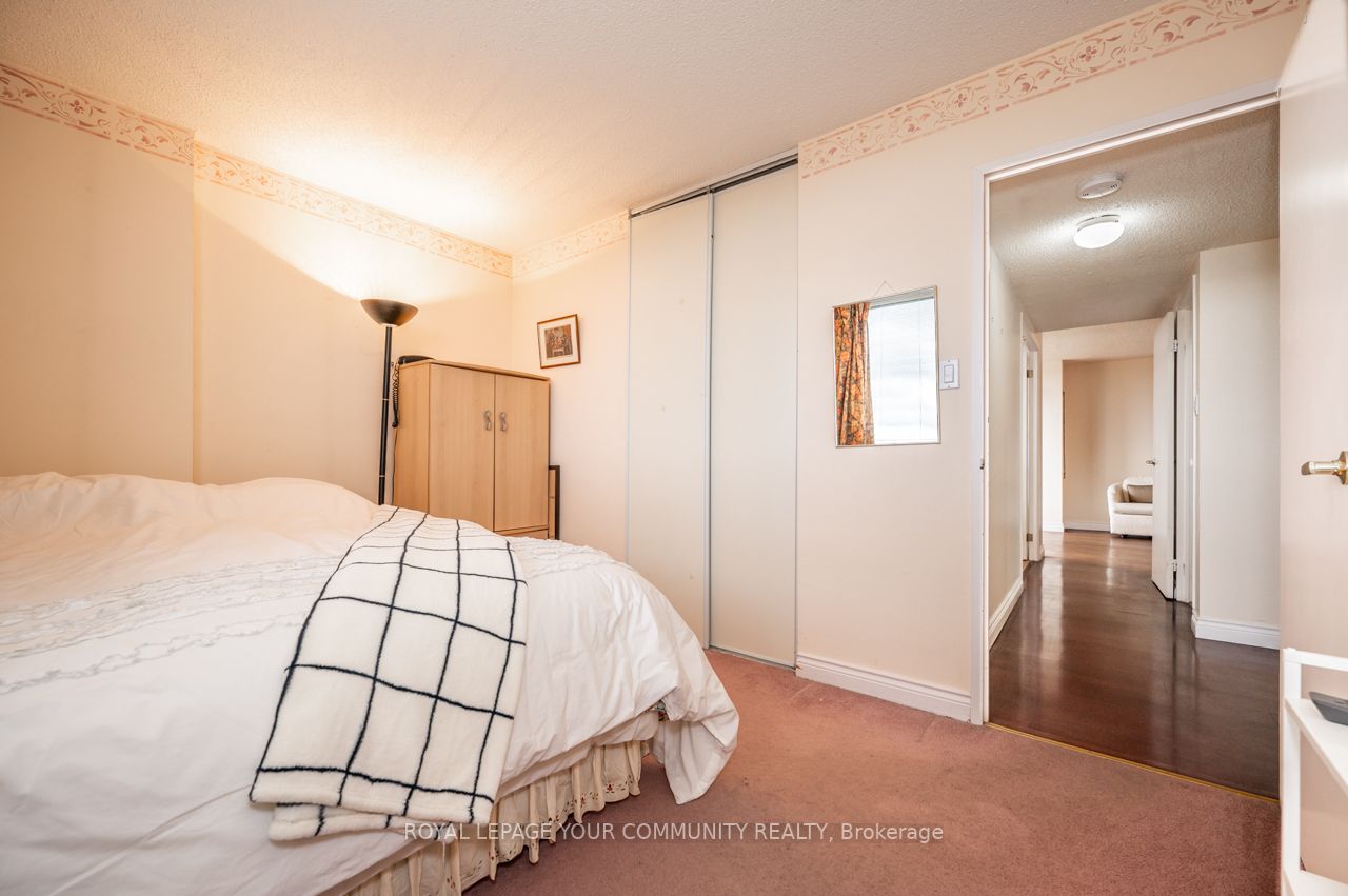 1665 Victoria Park Ave, #1106