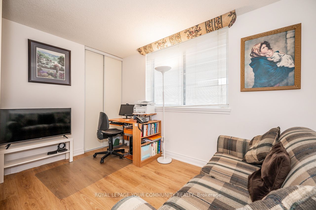 1665 Victoria Park Ave, #1106