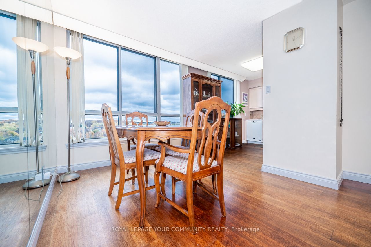 1665 Victoria Park Ave, #1106