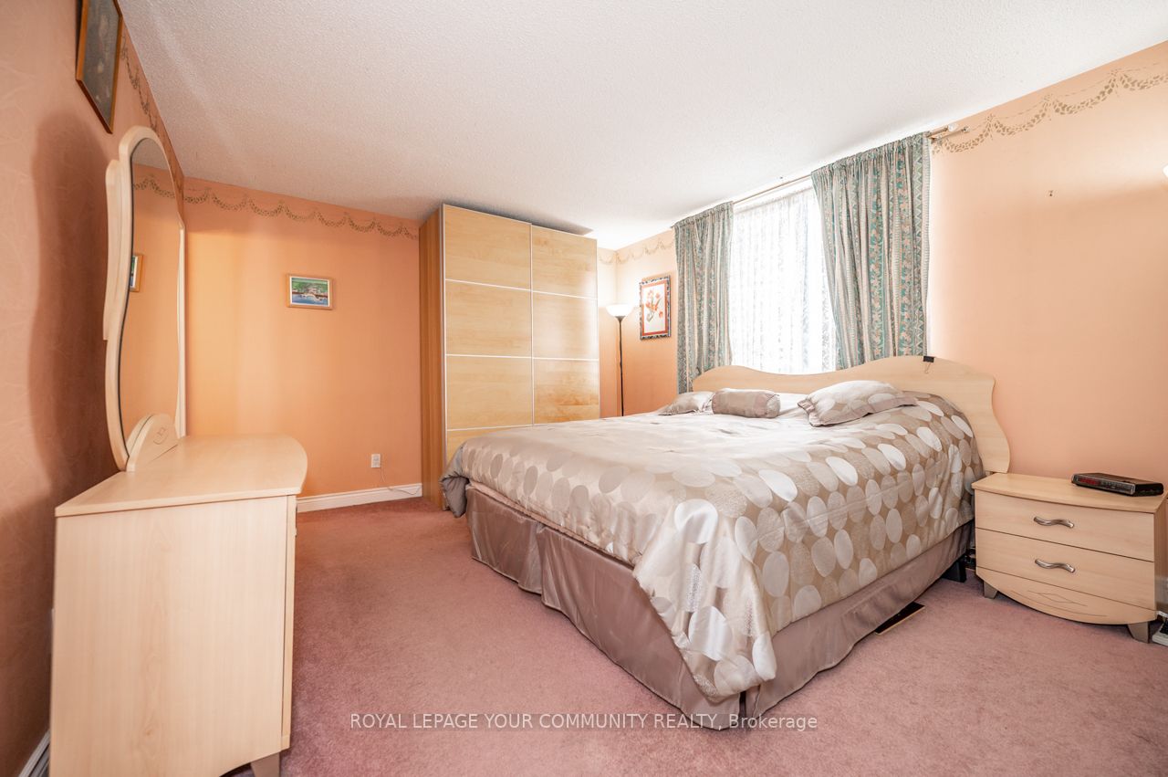 1665 Victoria Park Ave, #1106
